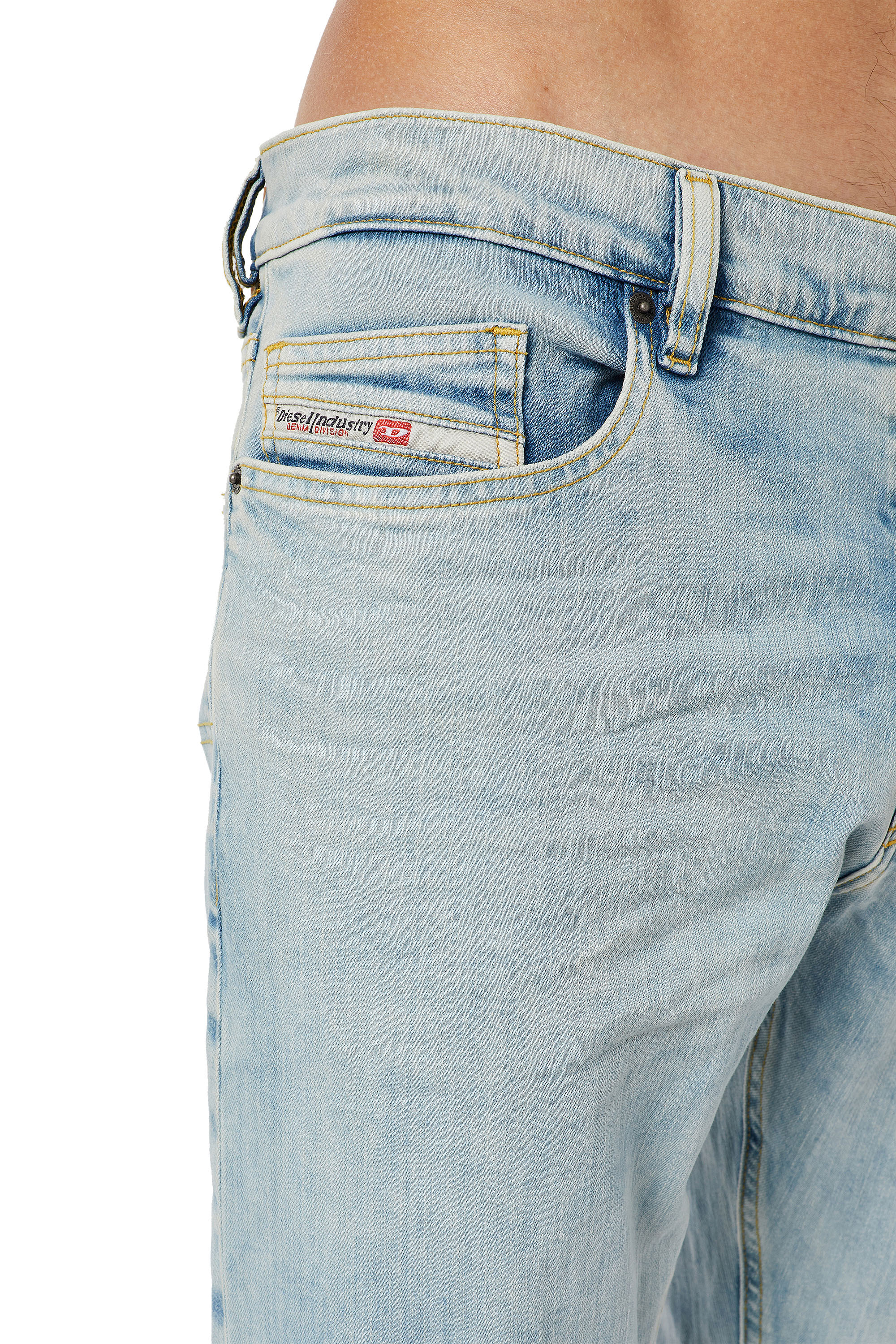 Diesel - D-Luster 0GDAM Slim Jeans, Blu Chiaro - Image 3