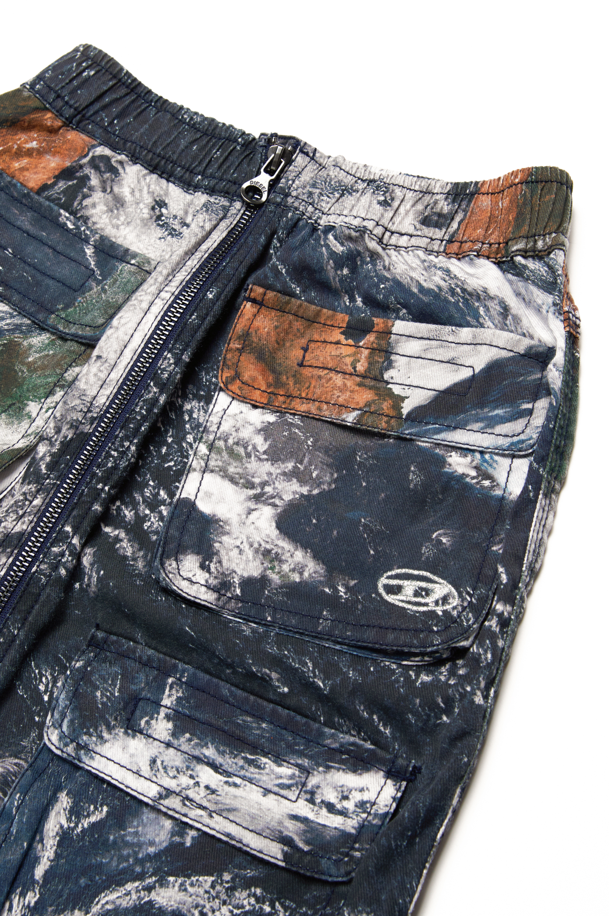 Diesel - GOMIRTCMF, Gonna cargo con stampa Planet Camo Donna in Multicolor - 3