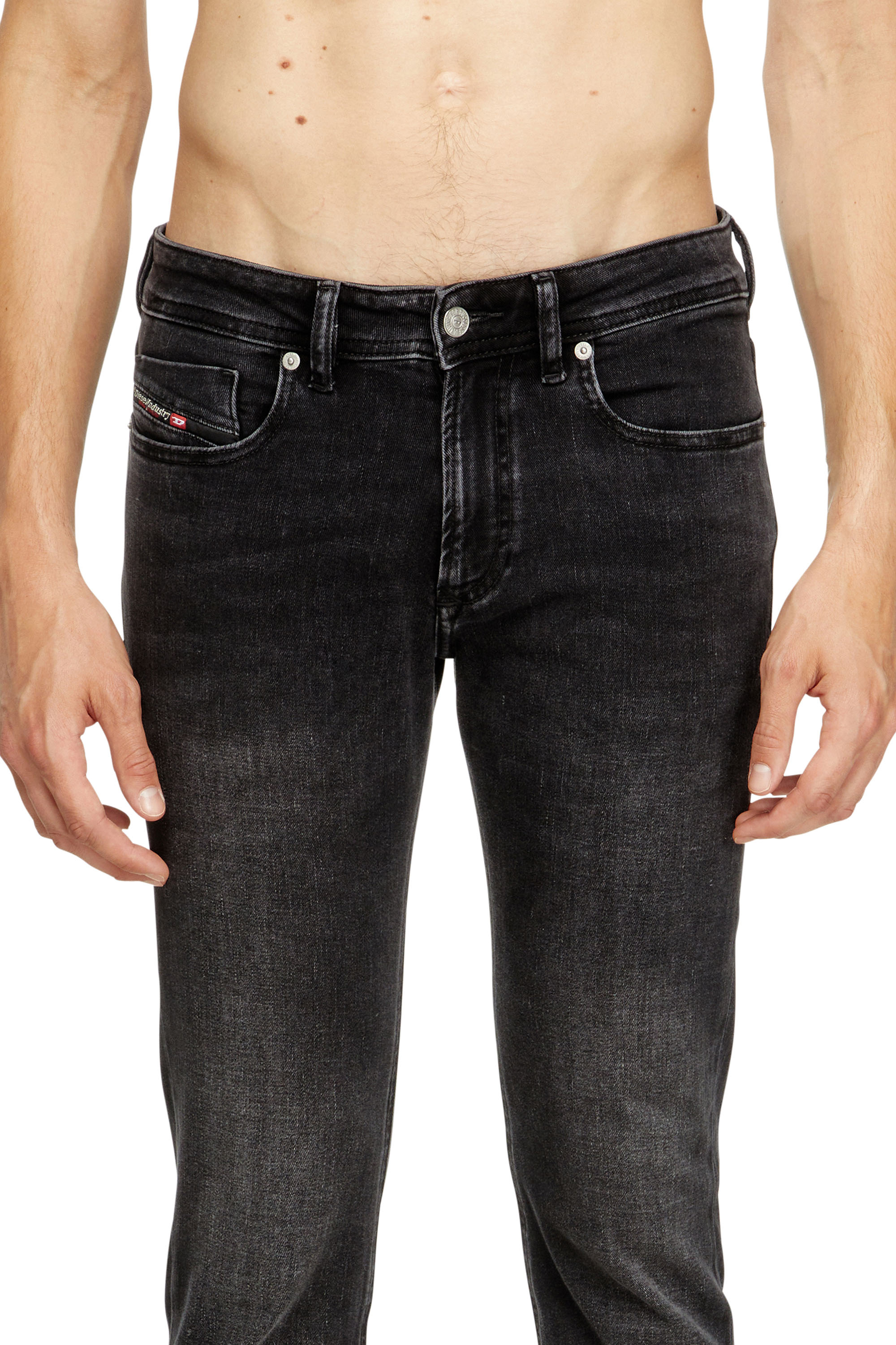 Diesel - Skinny Jeans 1979 Sleenker 0DBDN Uomo, Nero/Grigio scuro - Image 4