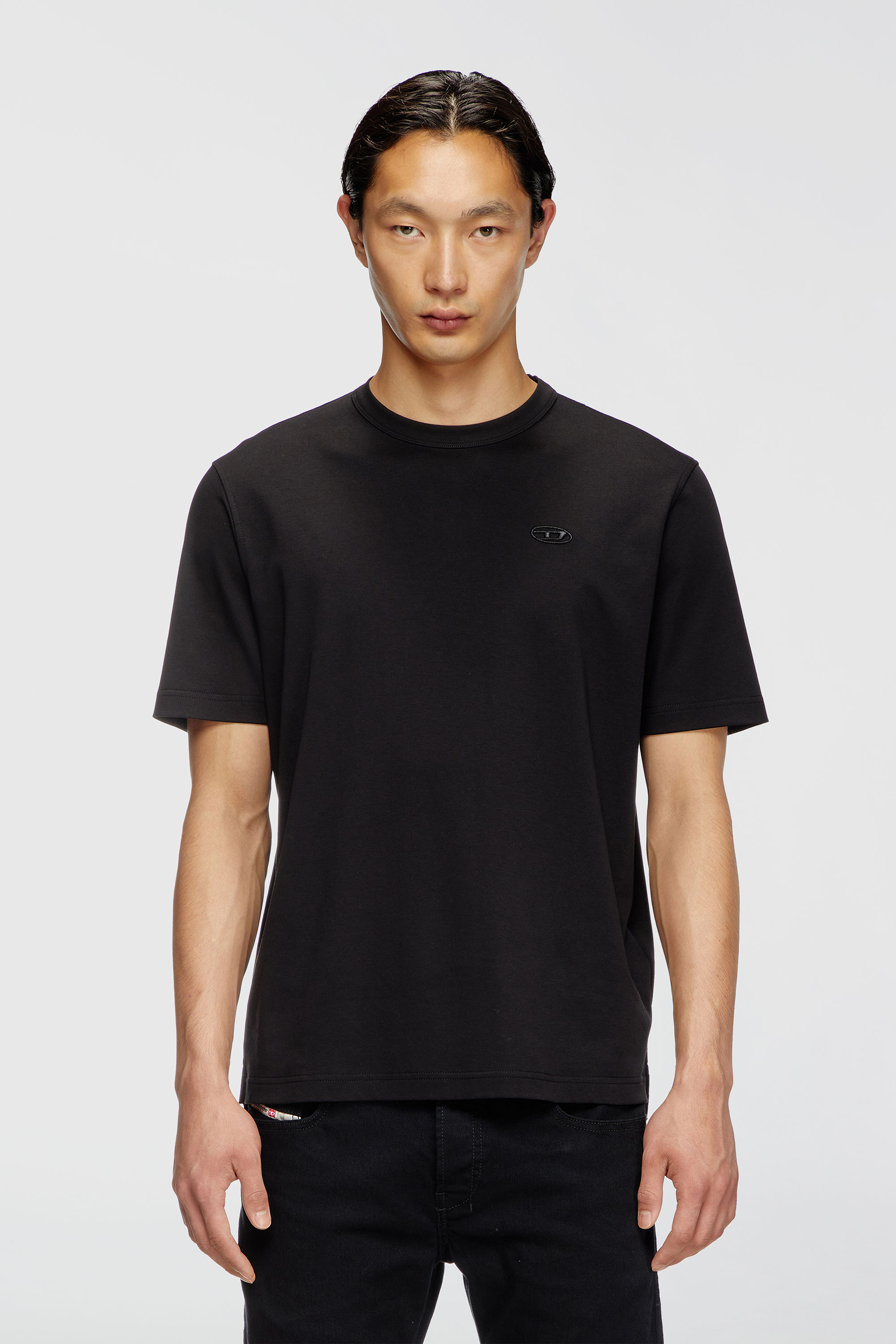 Diesel - T-ADJUST-SLITS-R17, T-shirt con logo ricamato in tono Uomo in Nero - 1