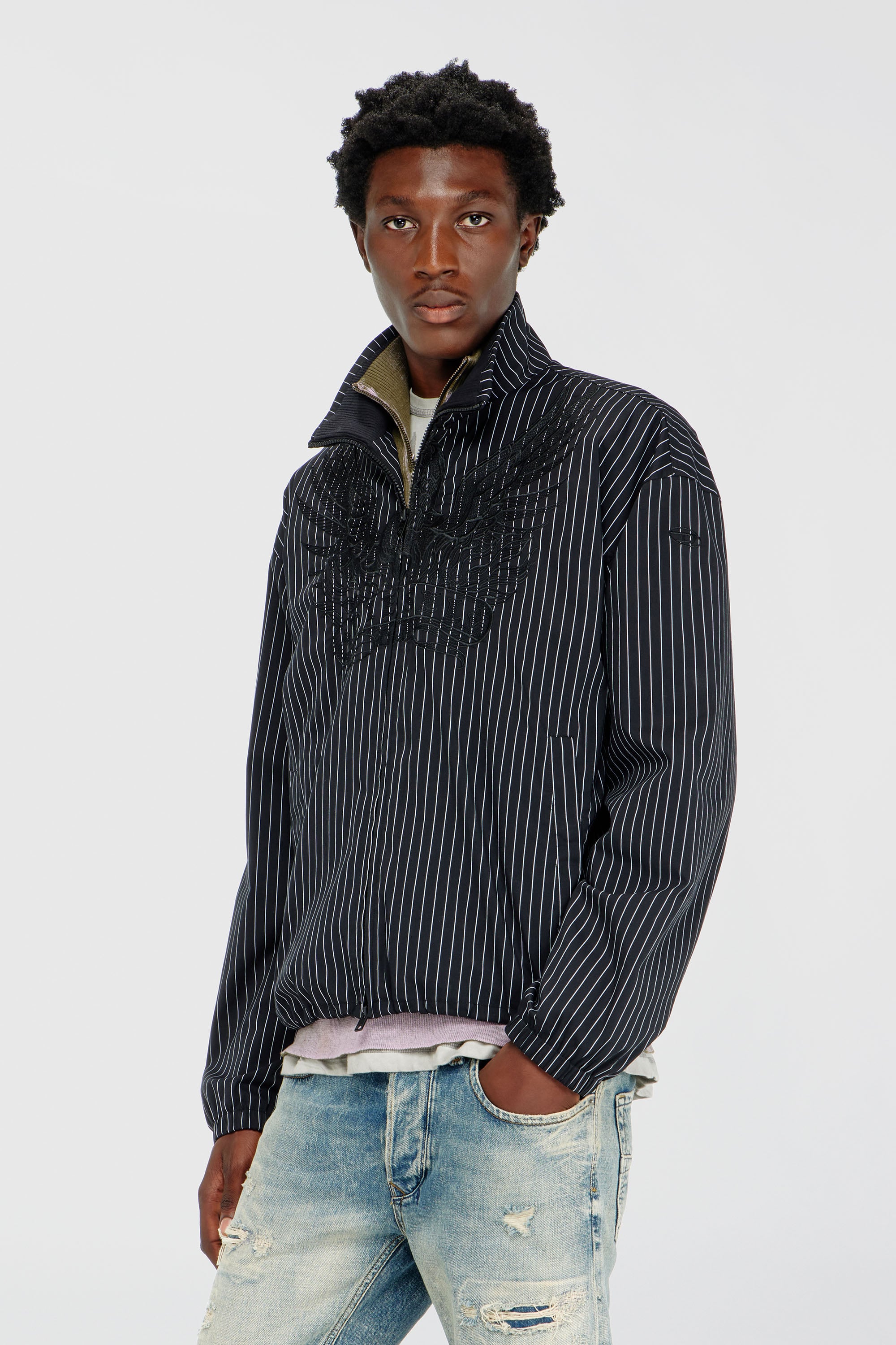 Diesel - J-CORSAR-NJCA, Giacca in nylon a righe con ricamo fenice Uomo in Nero - 3