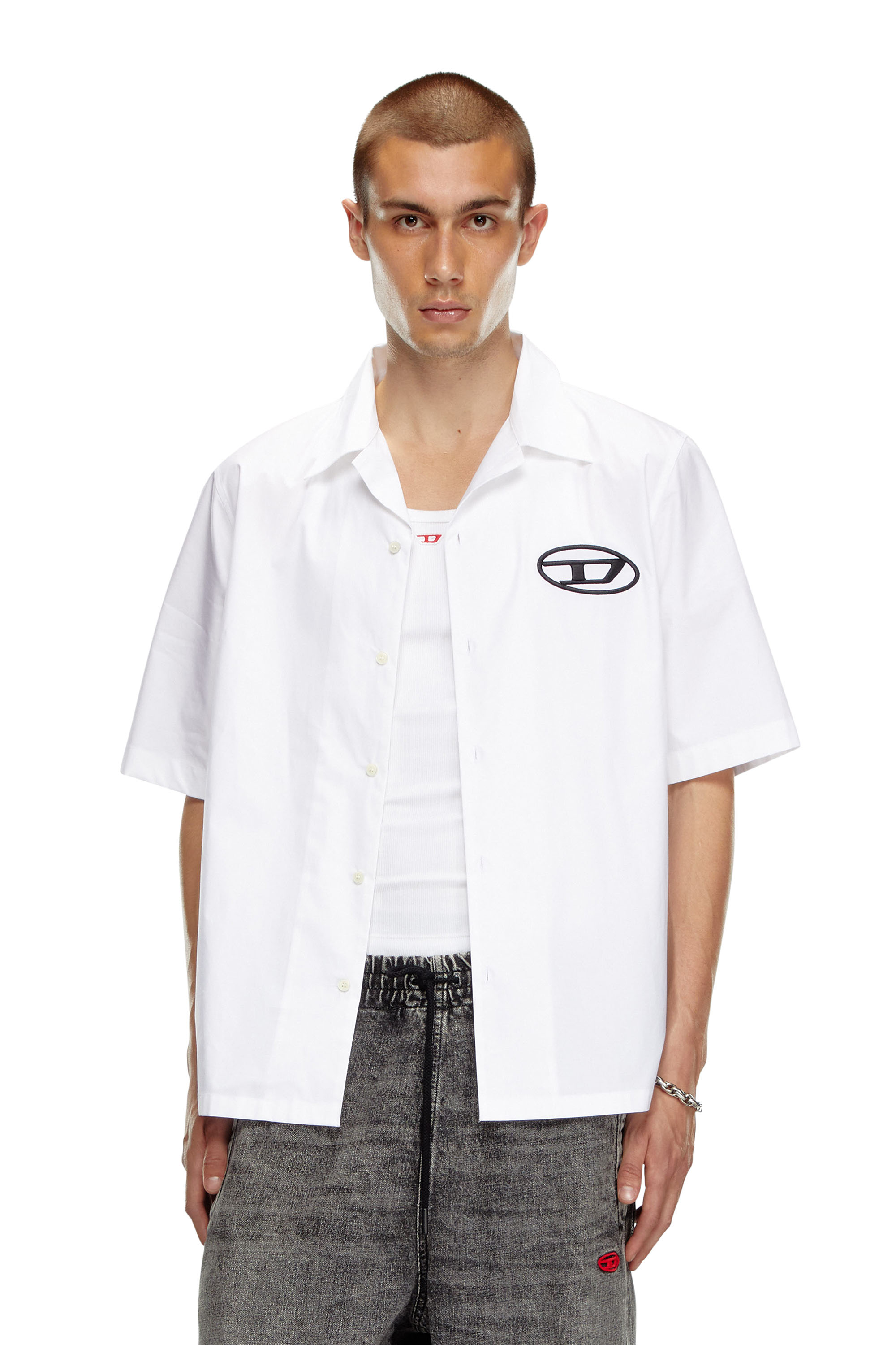 Diesel - S-MAC-C, Uomo Camicia bowling con logo ricamato in Bianco - Image 1