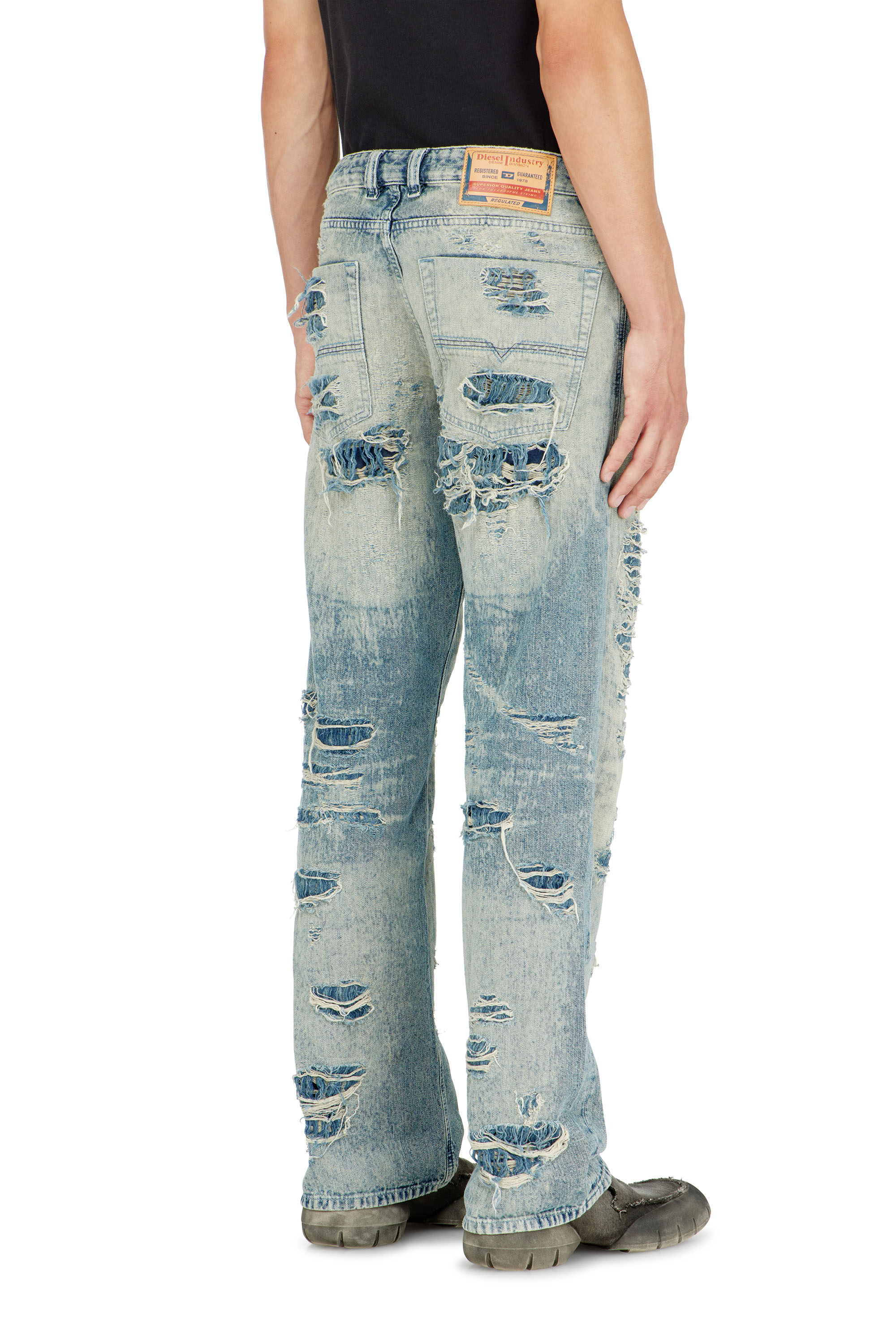Diesel - Relaxed Jeans 1980 D-Eeper 068YM Uomo, Blu medio - Image 5