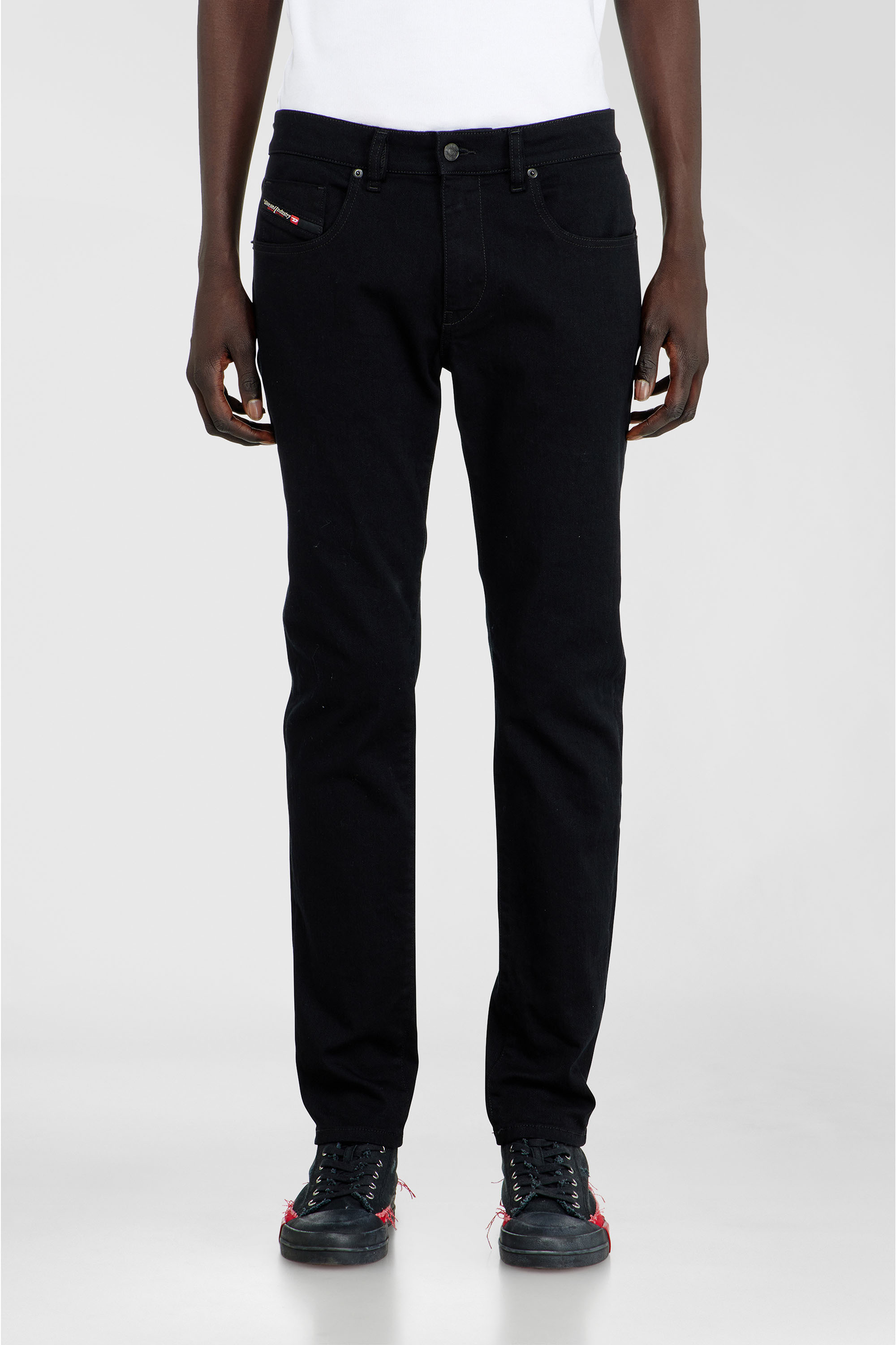Diesel - Slim Jeans 2019 D-Strukt 069YP Uomo, Nero/Grigio scuro - Image 1