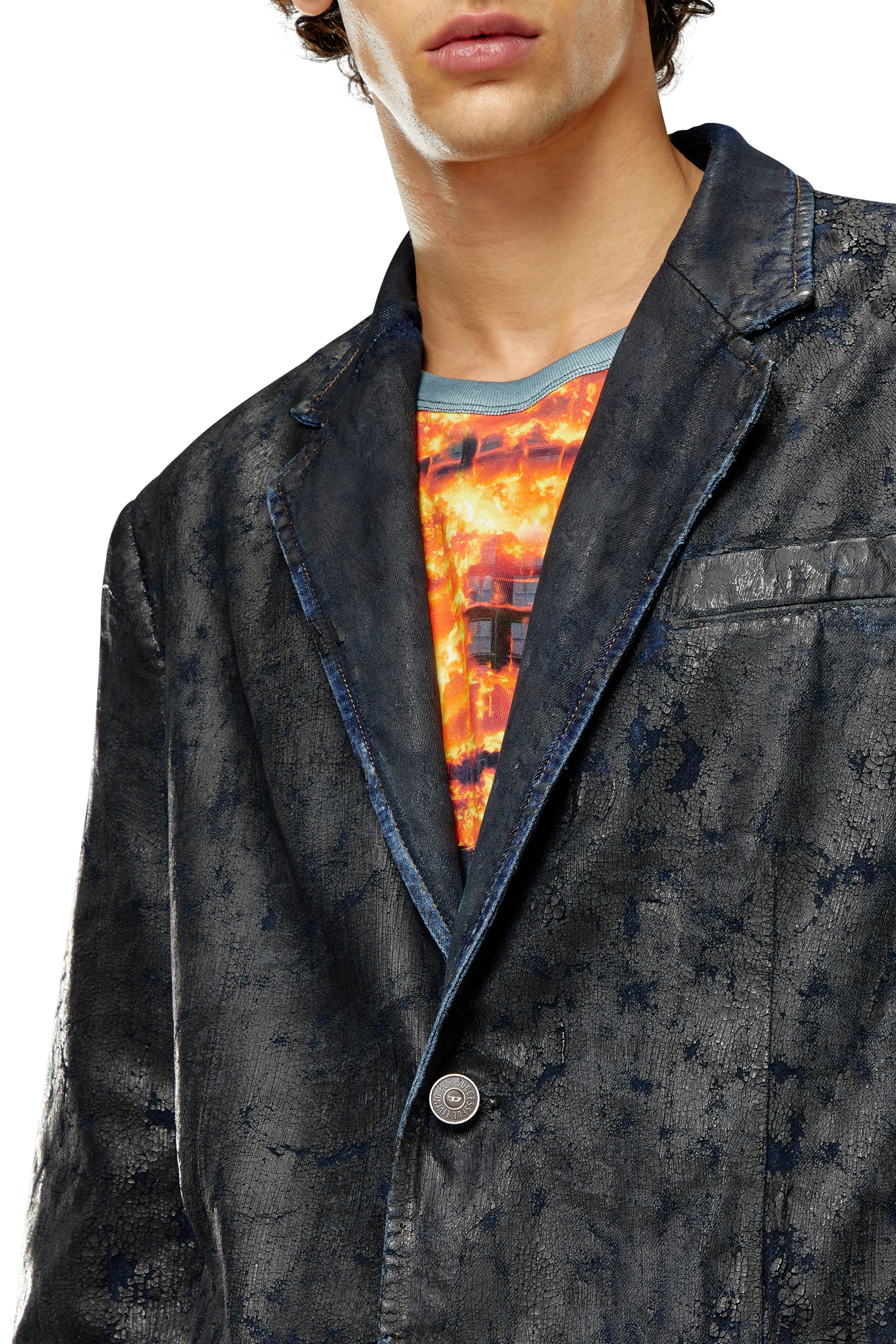 Diesel - D-BLA-FSE, Blazer in denim con coating craquel&eacute; Uomo in Nero - 5