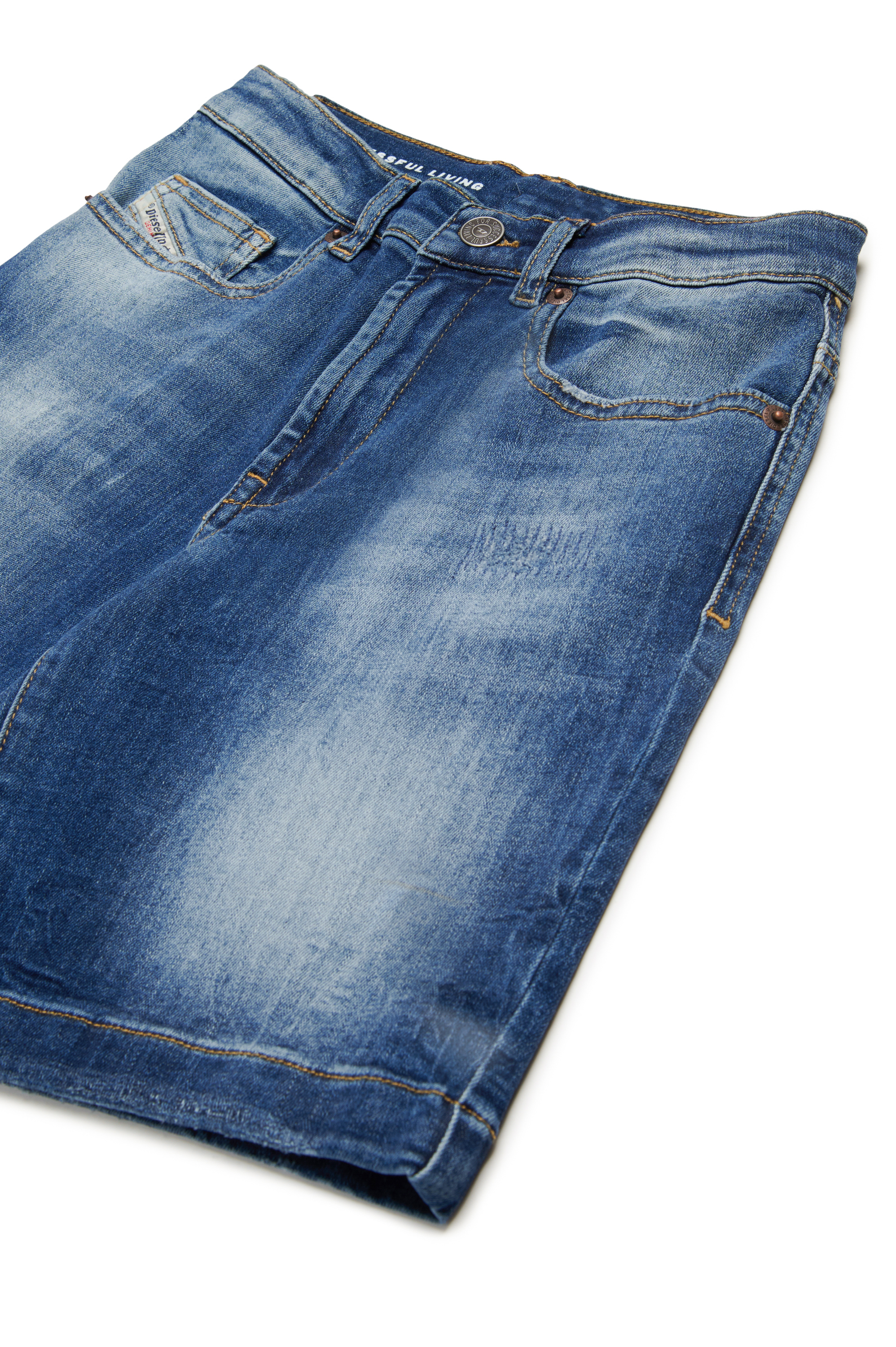 Diesel - D-MACS-SH-J, Bermuda in denim rip&repair Uomo in Blu - 3