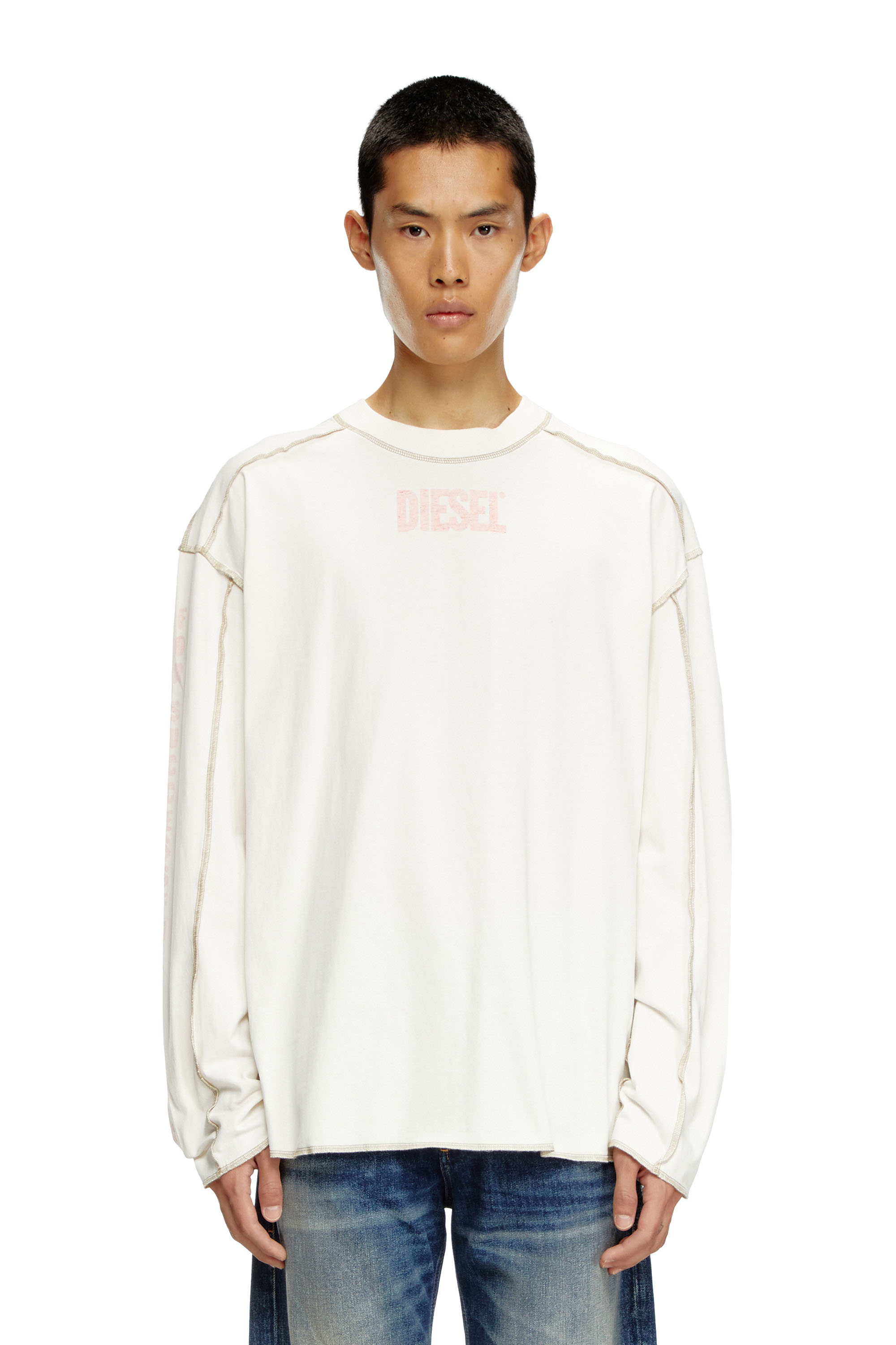 Diesel - T-CRAOR-LS, T-shirt a maniche lunghe con effetto inside-out Uomo in Bianco - 1