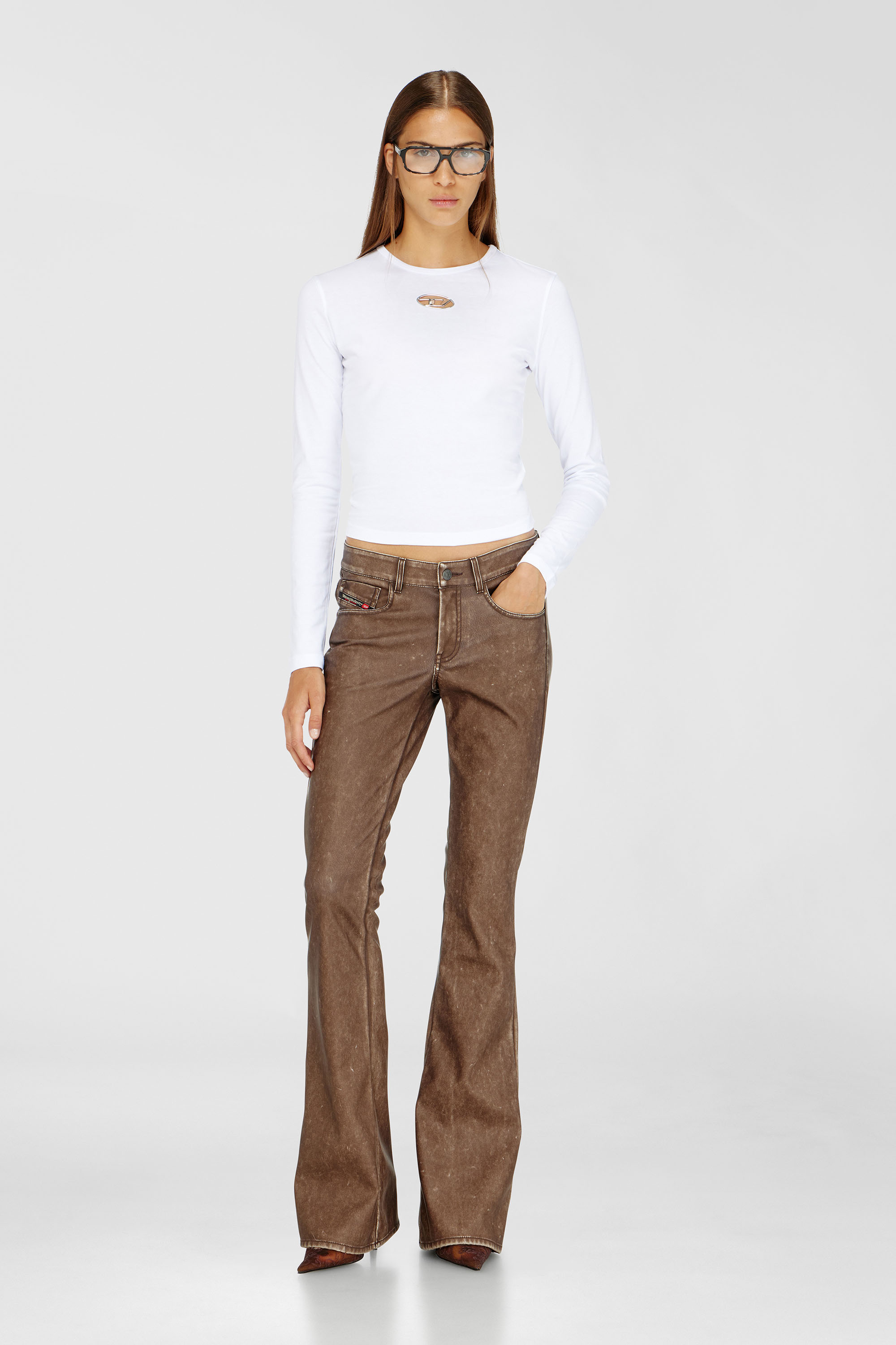 Diesel - T-UNCUTIE-LONG-LS-OD, Top a maniche lunghe con Oval D cut-out Donna in Bianco - 2