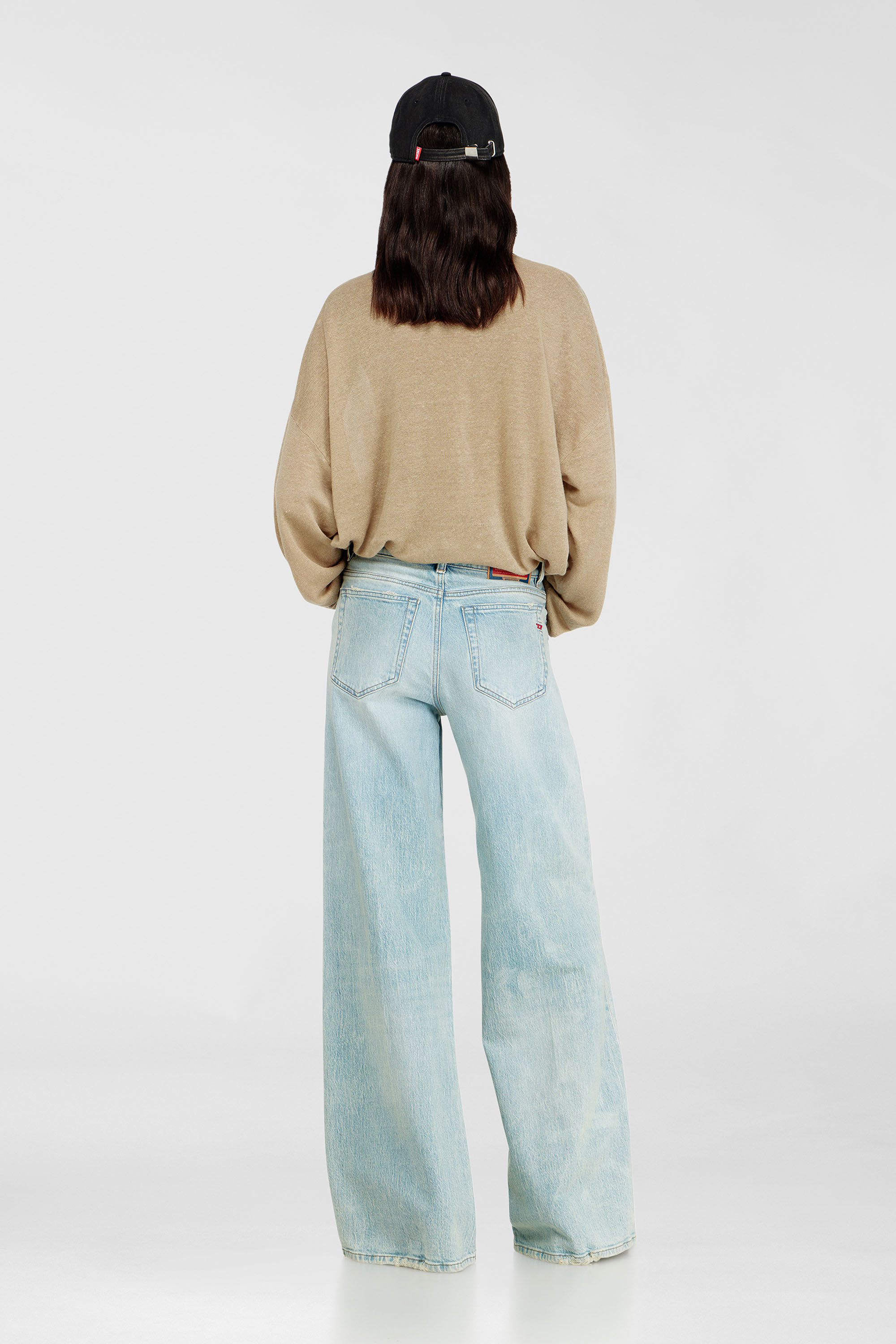 Diesel - Flare Jeans 1978 D-Akemi 0KBBX Donna, Blu Chiaro - Image 3