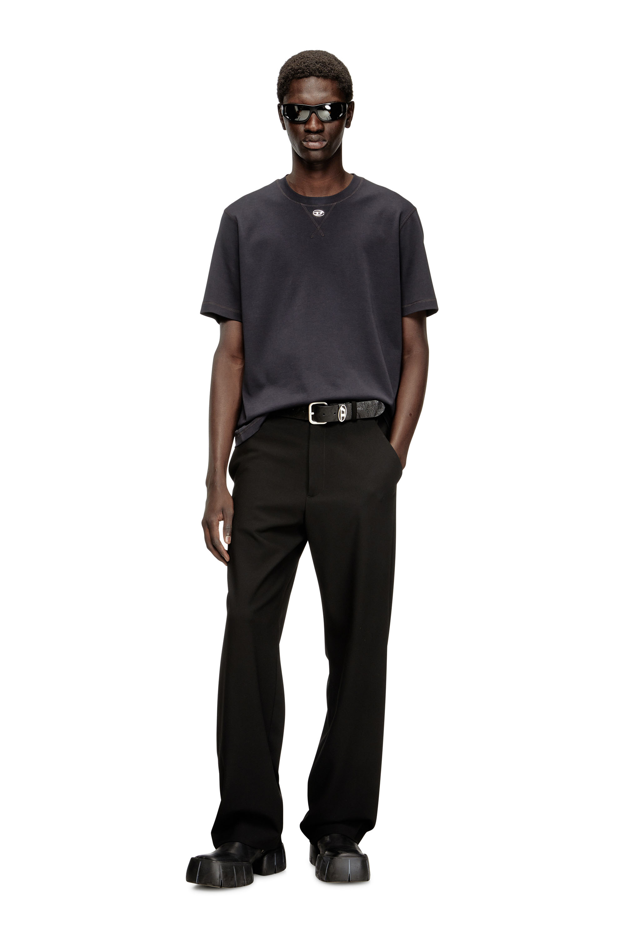 Diesel - T-MADJUST-TR, Regular T-shirt with crew neck and Oval D Uomo in Grigio - 2
