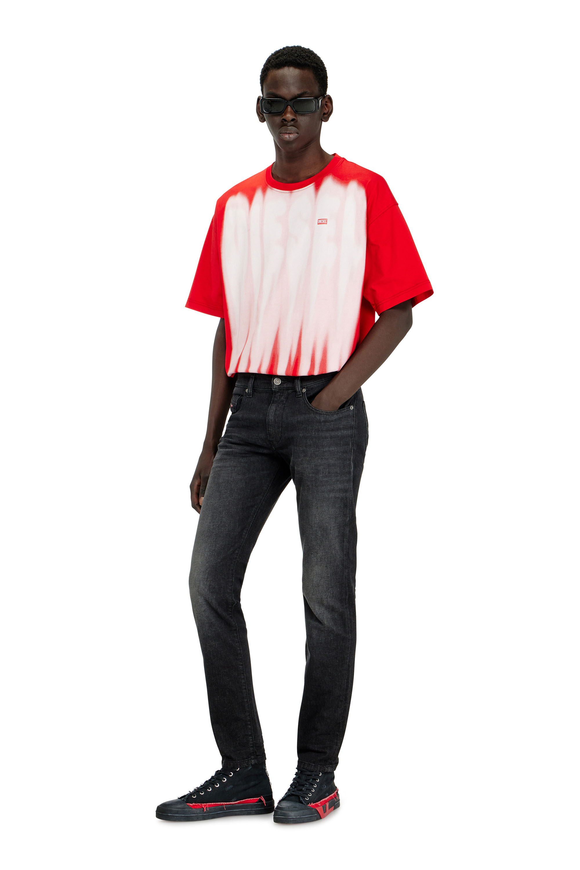 Diesel - Slim Jeans 2019 D-Strukt 0DBDT Uomo, Nero/Grigio scuro - Image 1