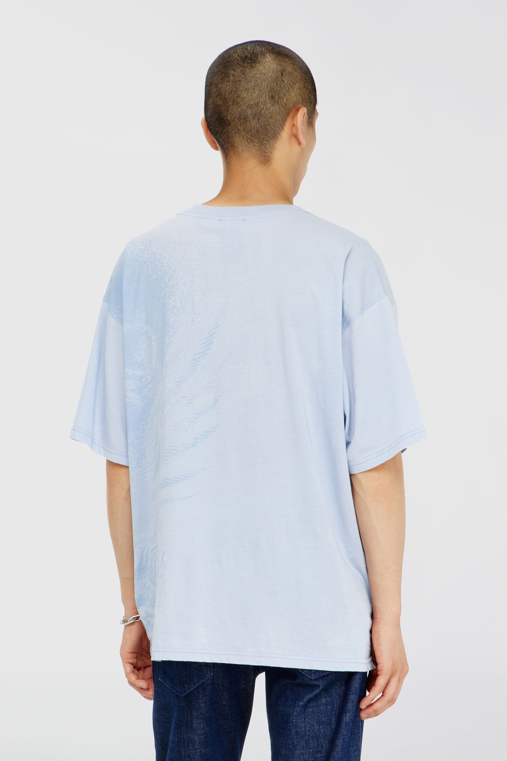 Diesel - T-BOXT-AA3, T-shirt dal taglio rilassato con stampe a pigmenti Uomo in Blu - 4