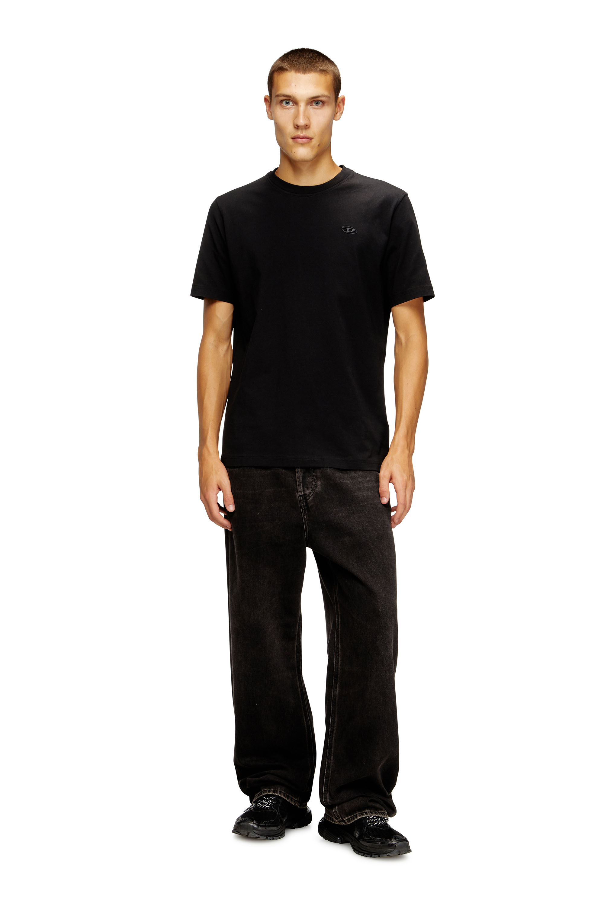 T-ADJUST-T10, Nero