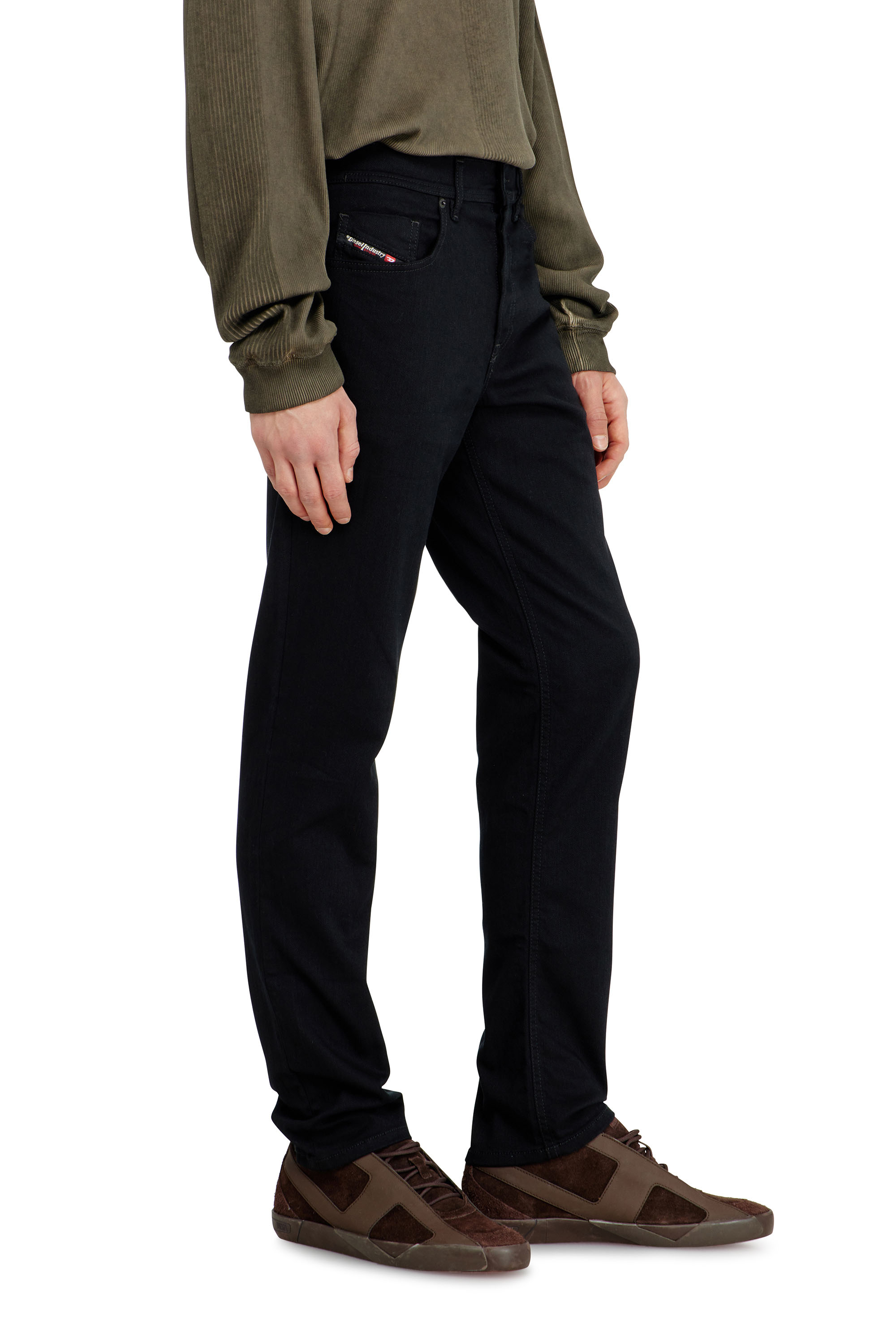 Diesel - Regular Jeans 2023 D-Finitive 069YP Uomo, Nero/Grigio scuro - Image 7