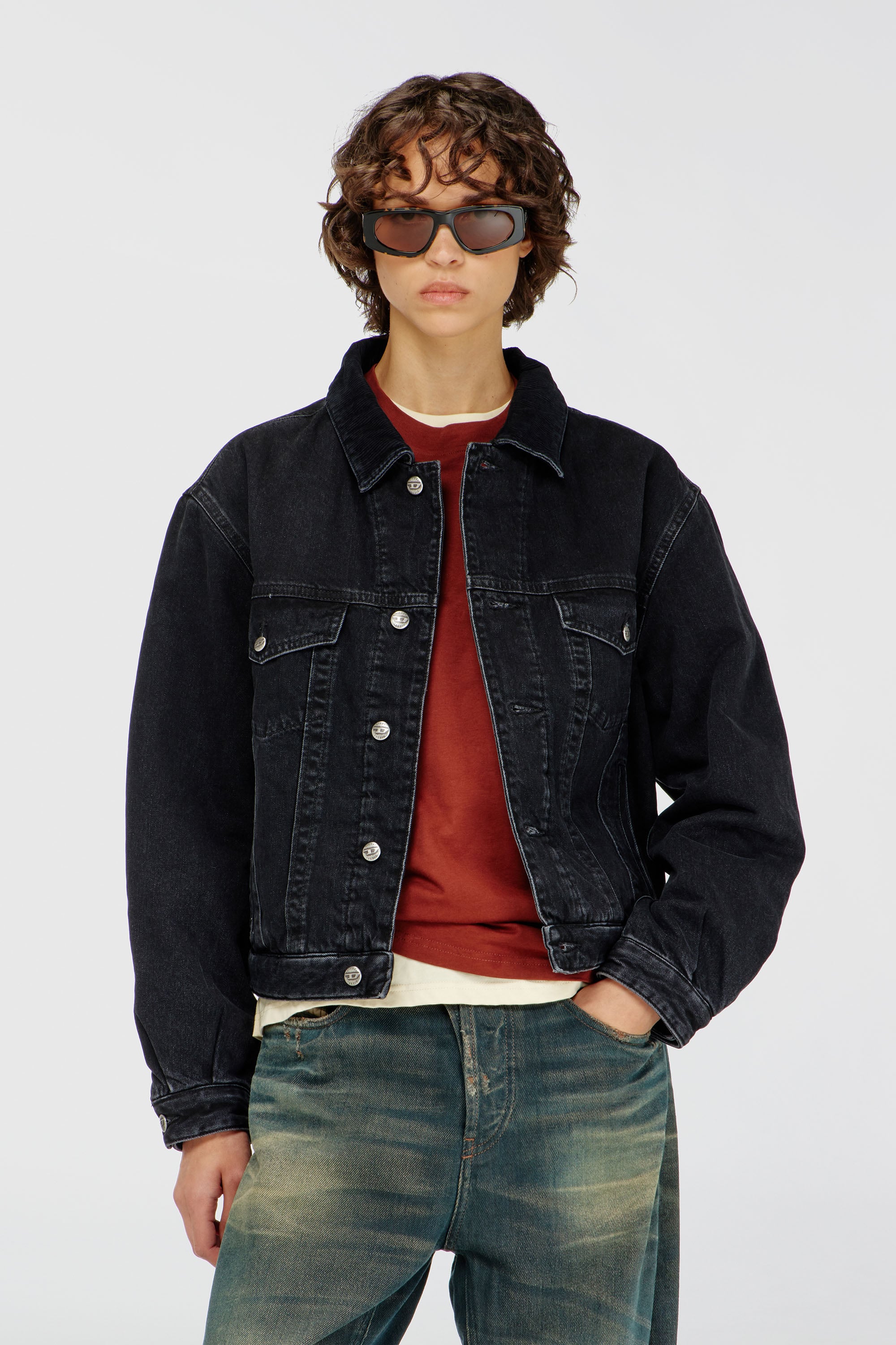 Diesel - D-RANGER-T, Giacca trucker imbottita in denim Unisex in Nero - 1