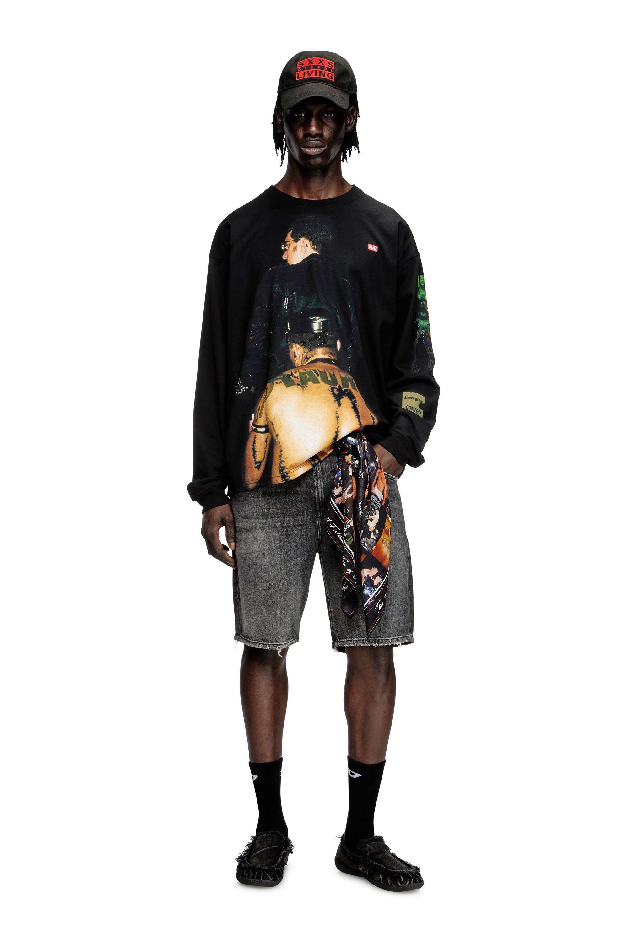 Diesel - PR-T-BOXT-LS-TOM25-1, T-shirt a manica lunga con stampa grafica Unisex in Nero - 1