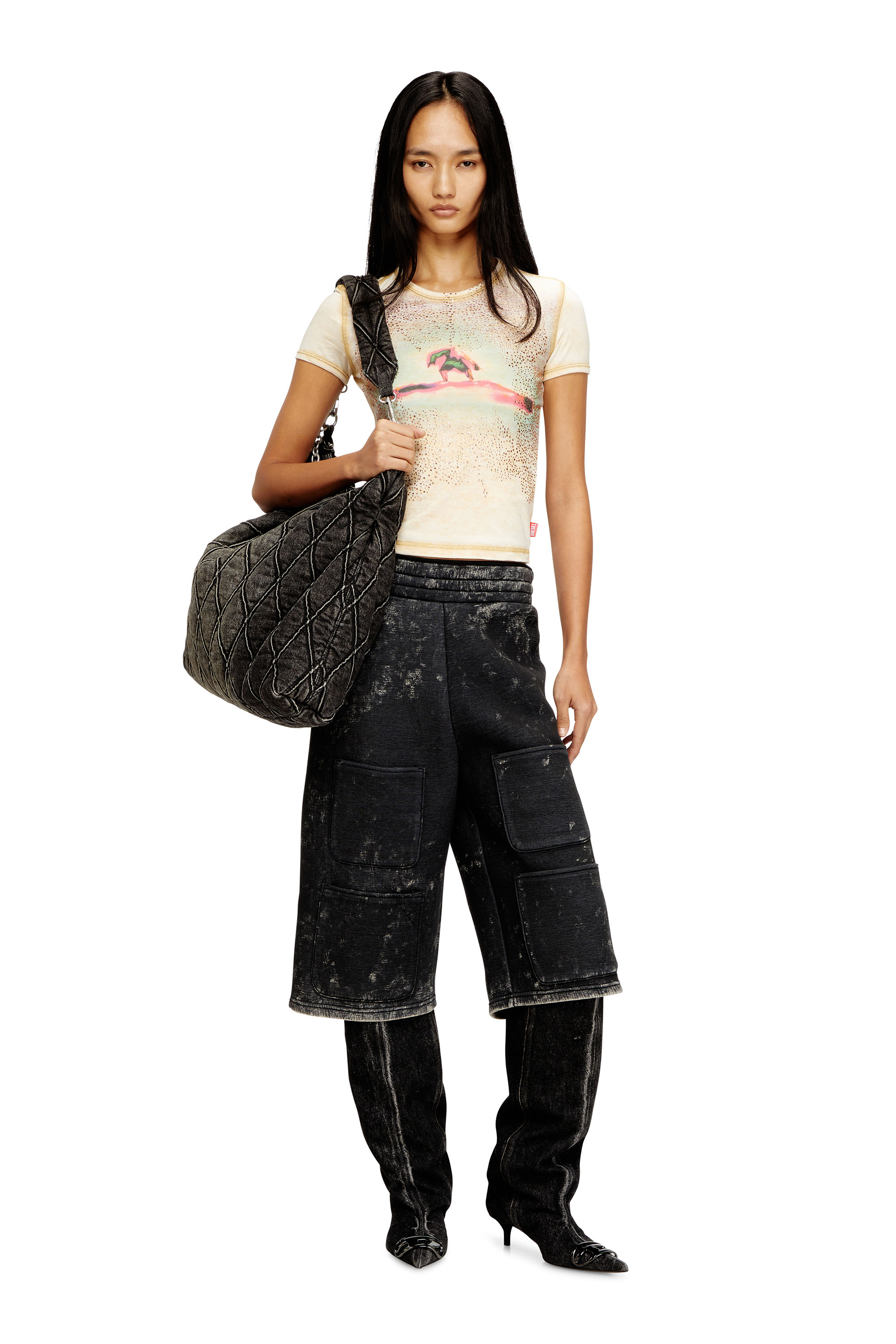 Diesel - T-UNCUTIES-LONG-S10, T-shirt slim con strass Donna in Beige - 2