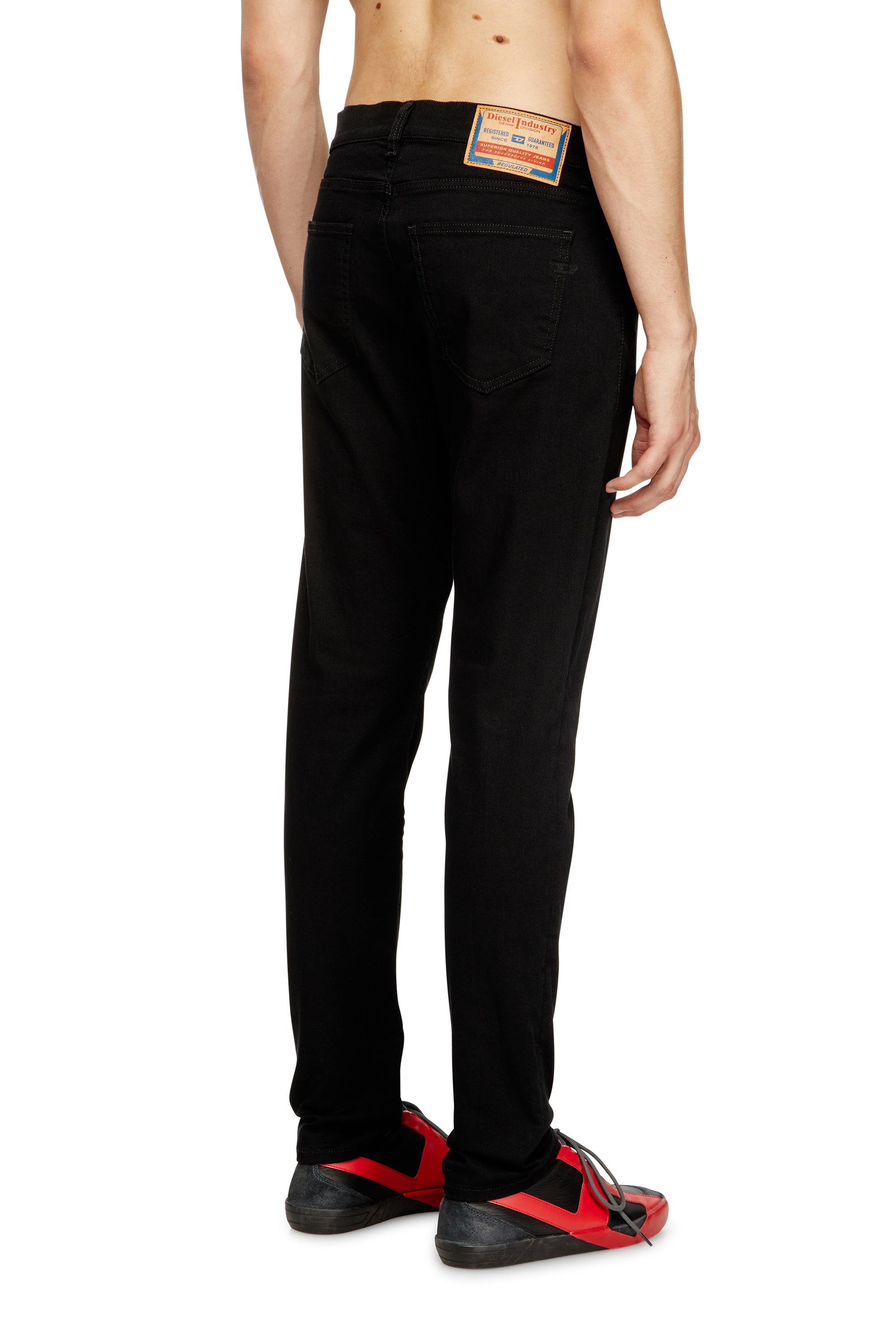 Diesel - Slim Jeans 2019 D-Strukt 069YP Uomo, Nero/Grigio scuro - Image 4