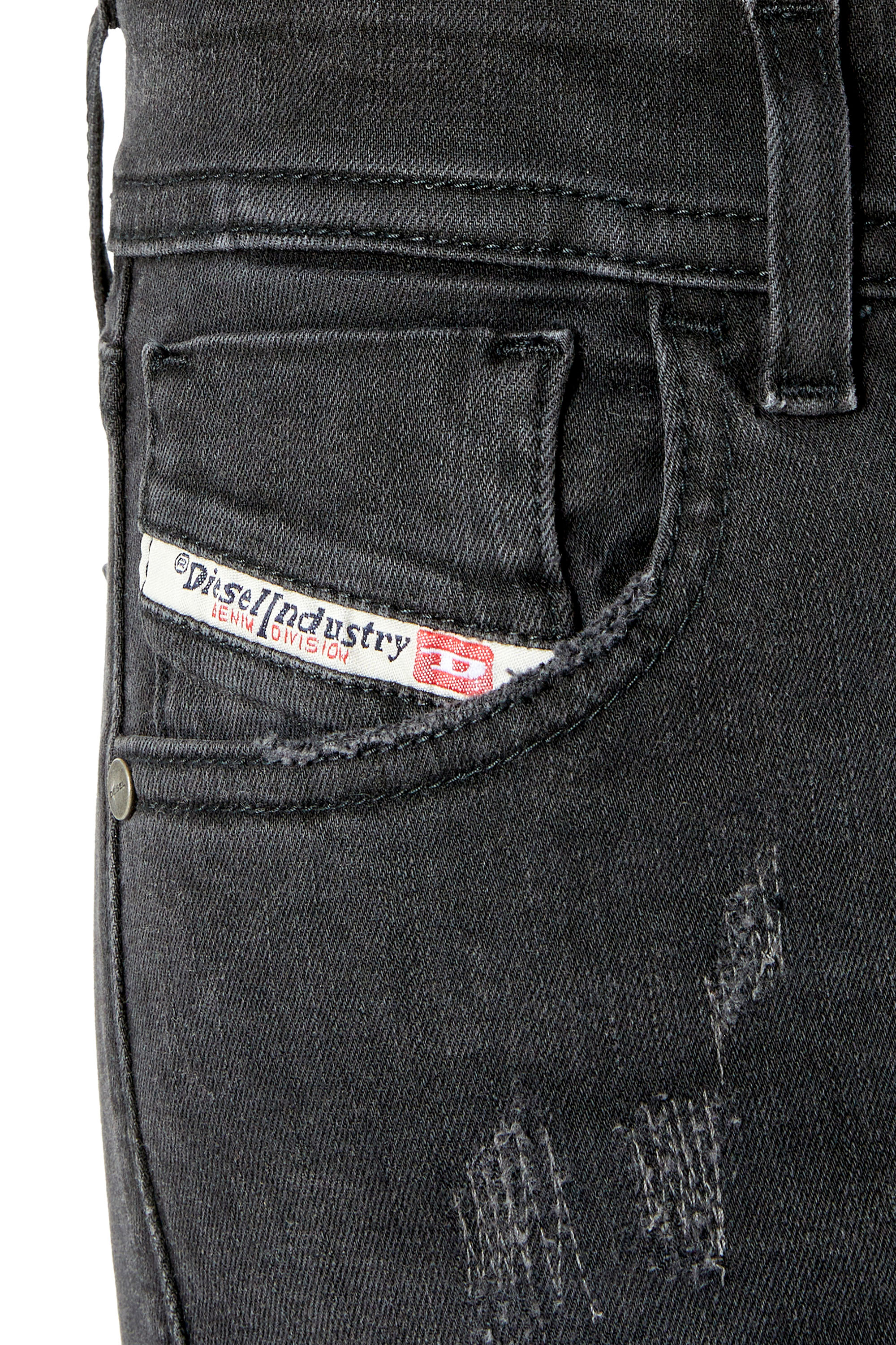 Diesel - 2018 Slandy low E69SB Super skinny Jeans, Nero/Grigio scuro - Image 3