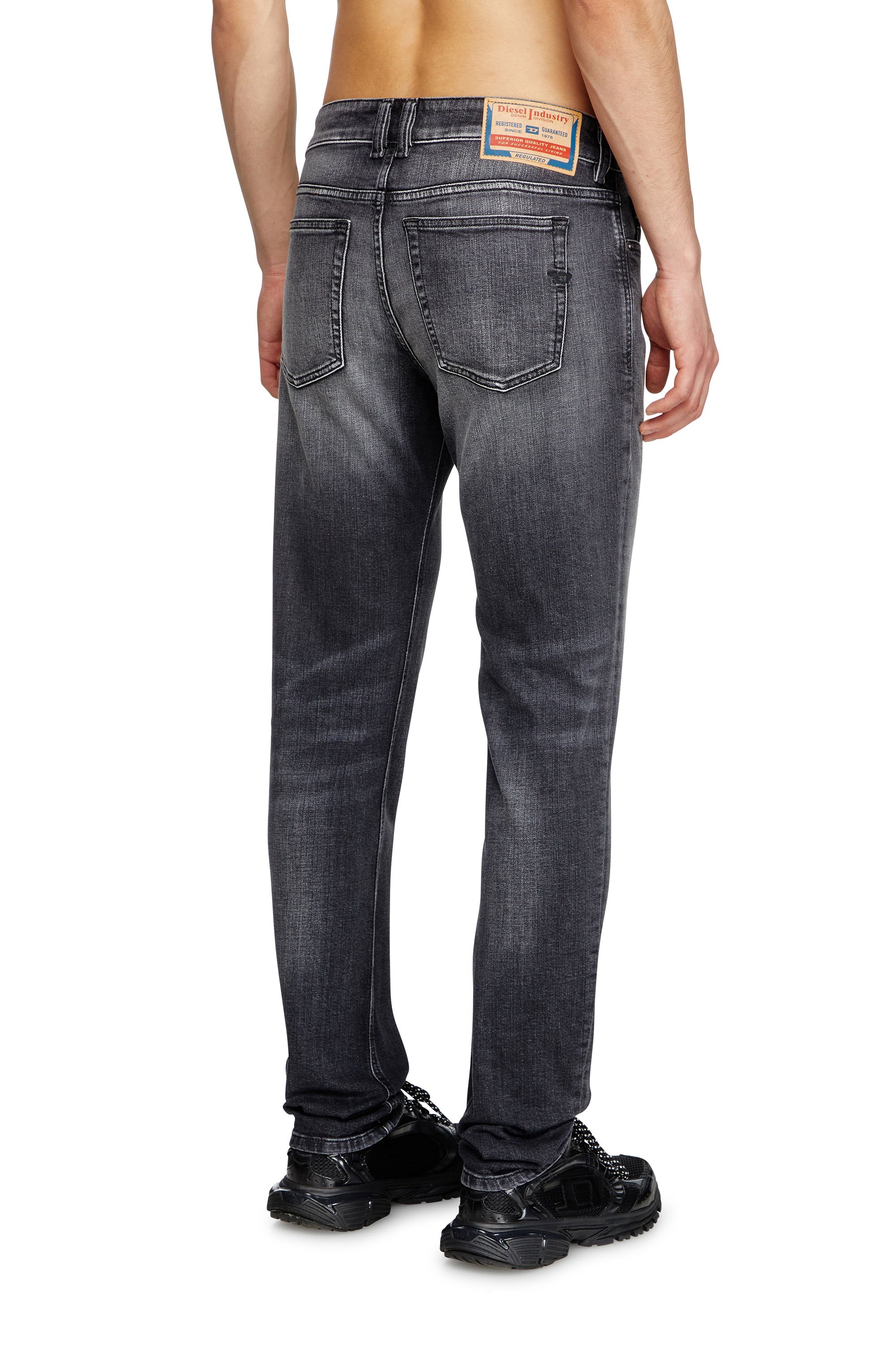 Diesel - Skinny Jeans 1979 Sleenker 09L01 Uomo, Nero/Grigio scuro - Image 4