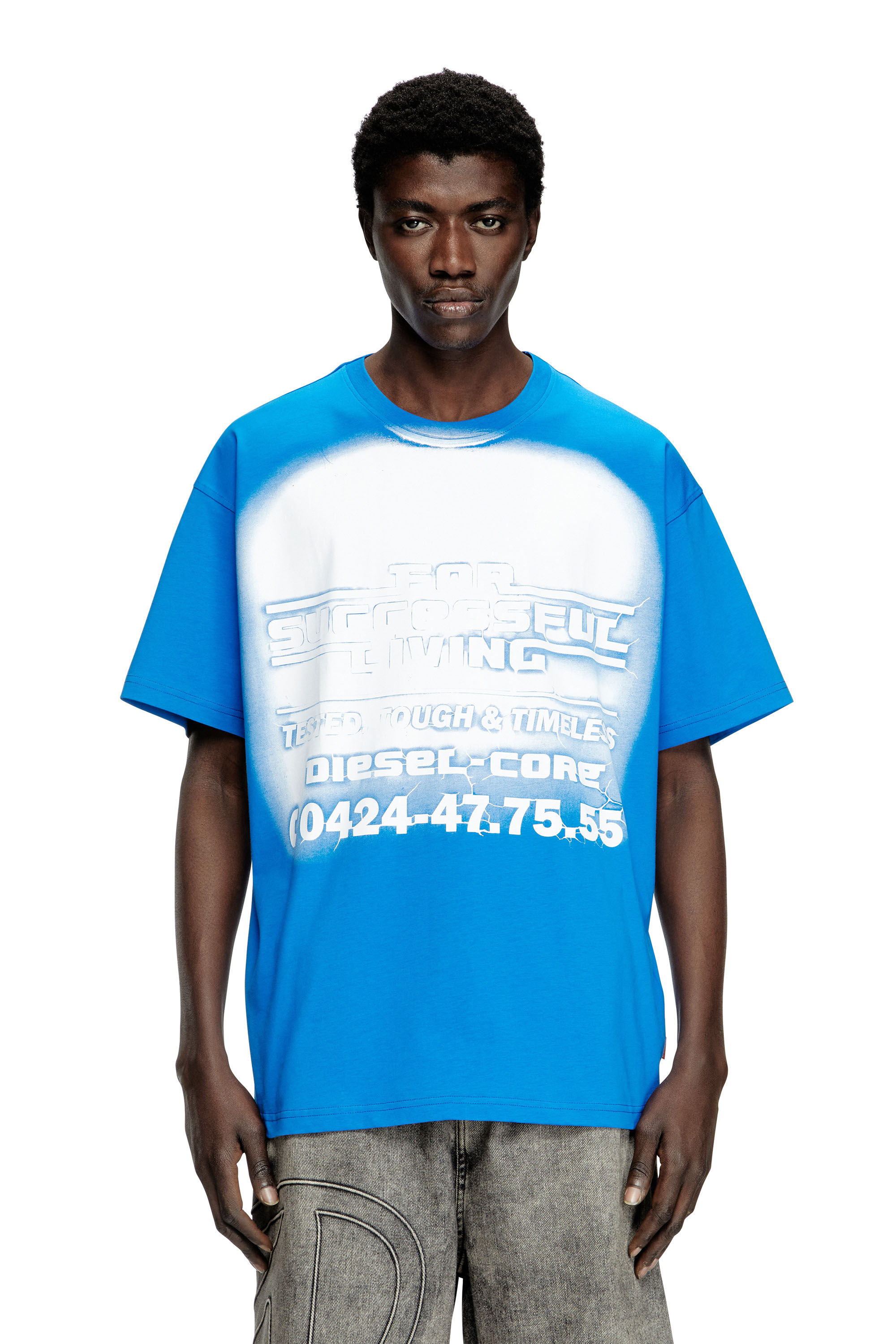 Diesel - T-BOXT-R15, T-shirt con grafica logo blowout Uomo in Blu - 1