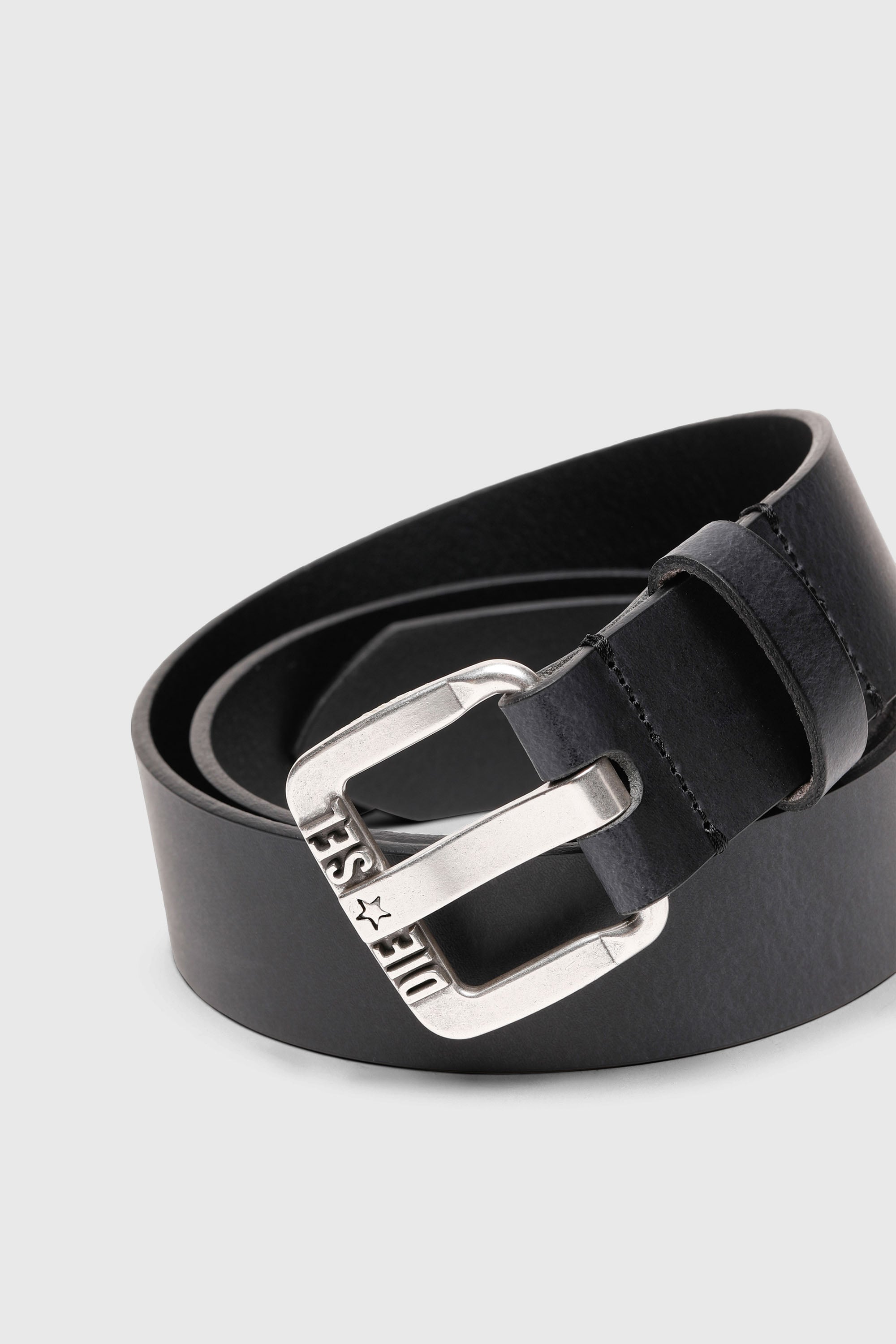 Diesel - B-STAR II, Cintura 3.9 cm in pelle con fibbia in metallo con logo a stella Uomo in Nero - 2