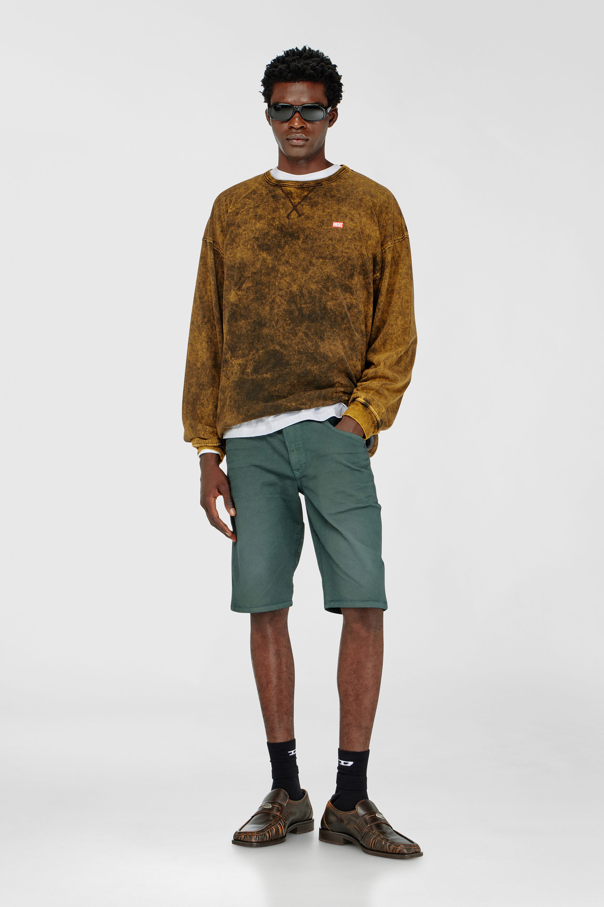 Diesel - 2033 D-KROOLEY-SHORT JOGG, Shorts chino in JoggJeans Uomo in Grigio - 1
