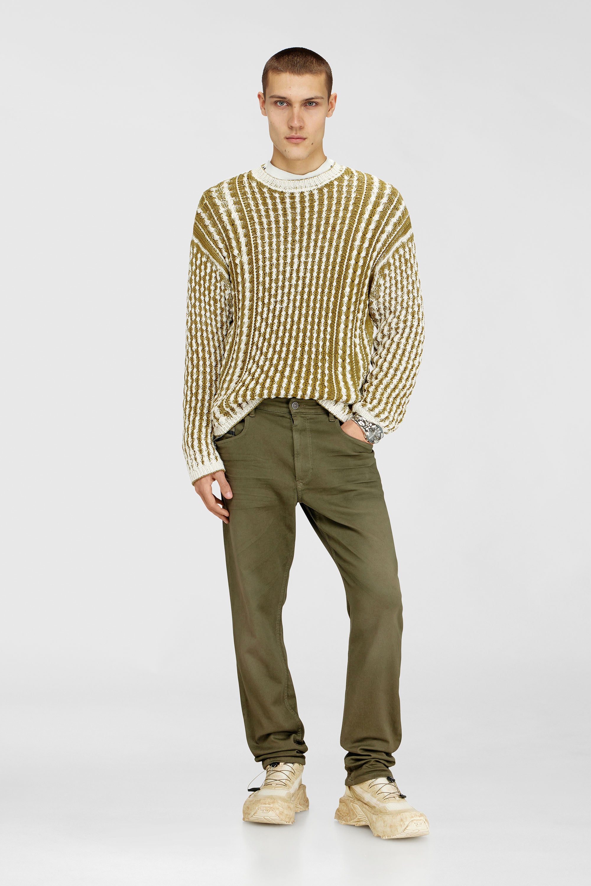 Diesel - Regular 2032 D-Krooley-BW Joggjeans&reg; 0670M Uomo, Verde Militare - Image 2