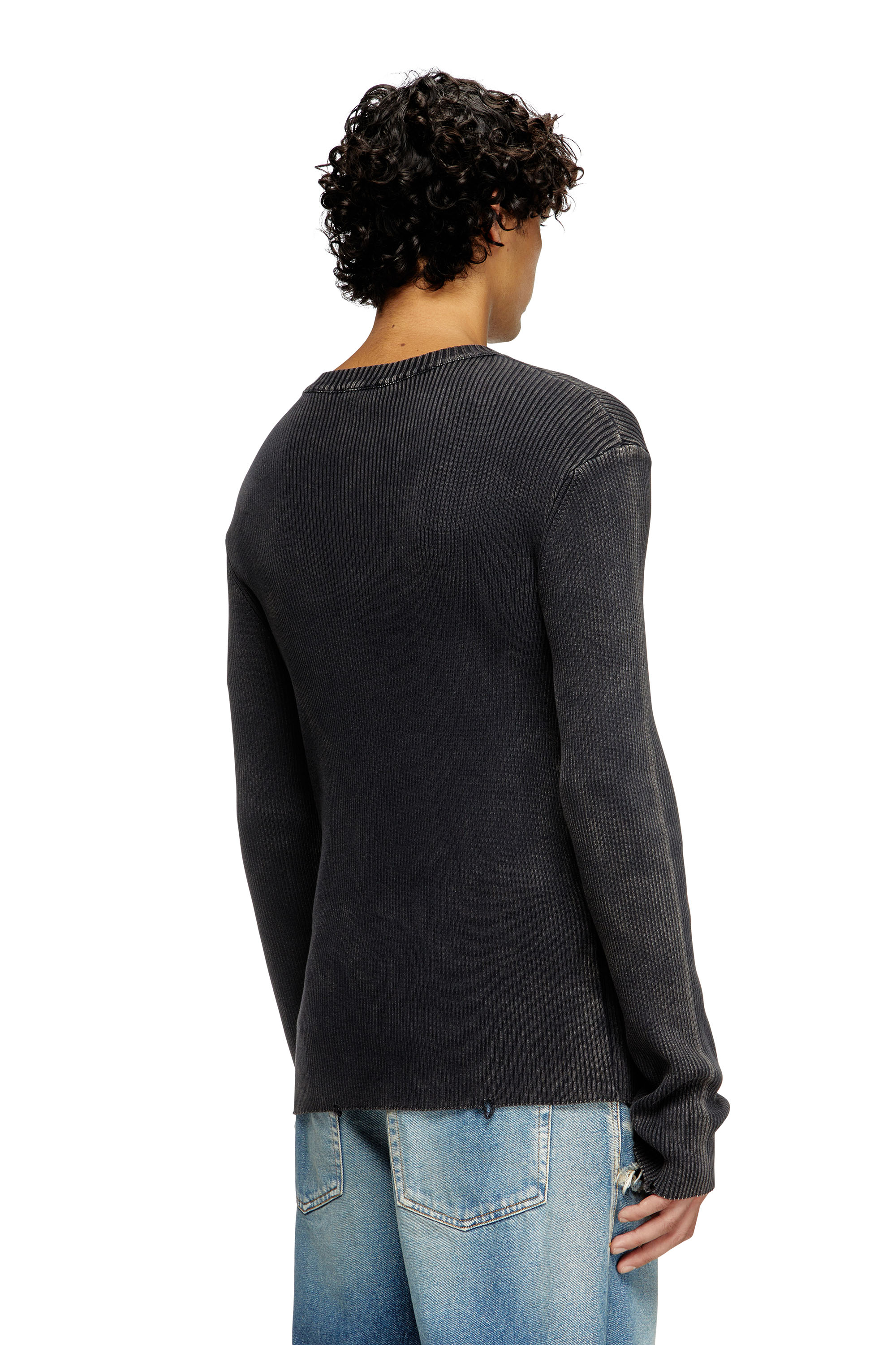 Diesel - K-DARIN-D, Maglia distressed con logo cut-out Uomo in Nero - 4