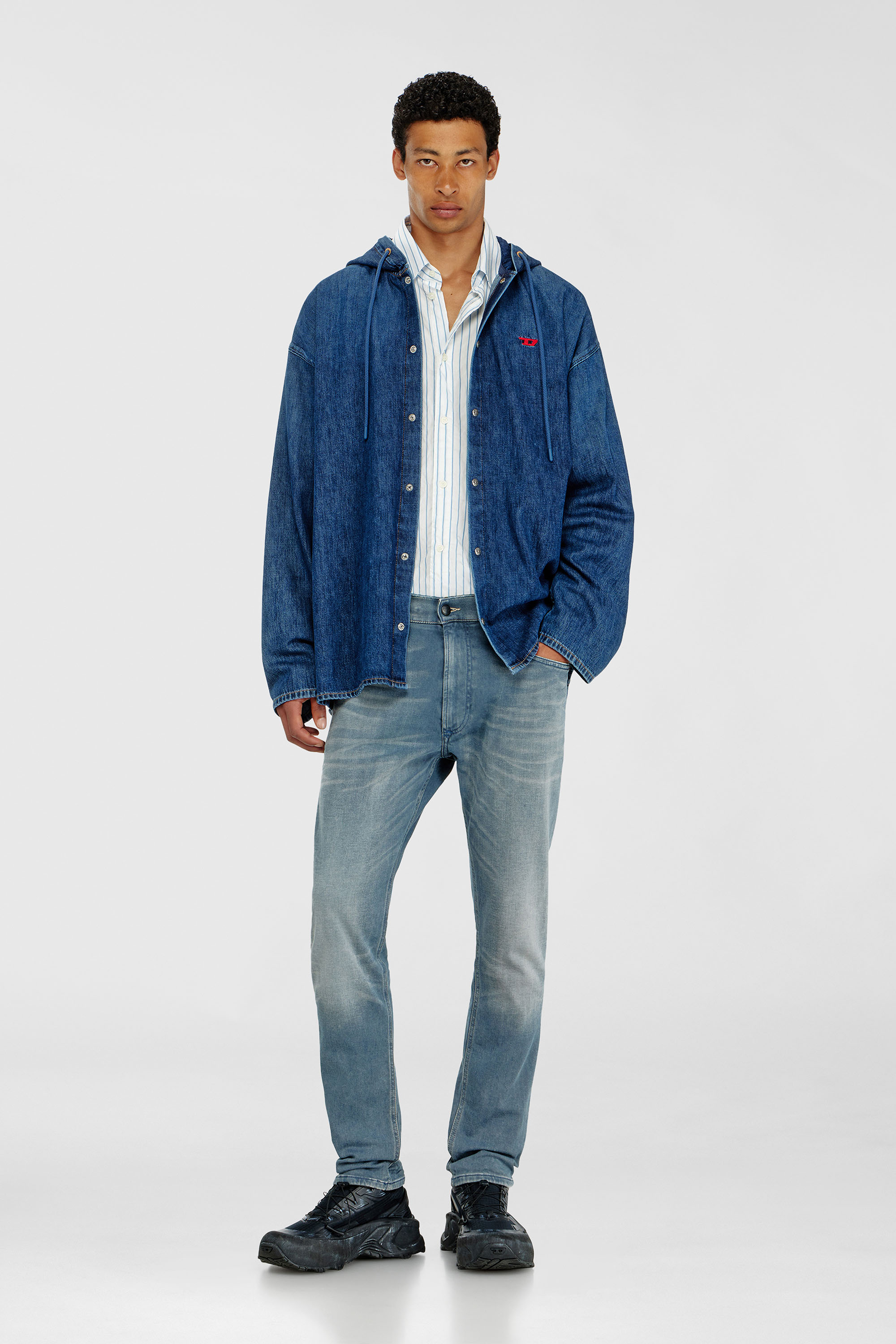 Diesel - Regular 2032 D-Krooley-BW Joggjeans&reg; 09P91 Uomo, Blu Chiaro - Image 1