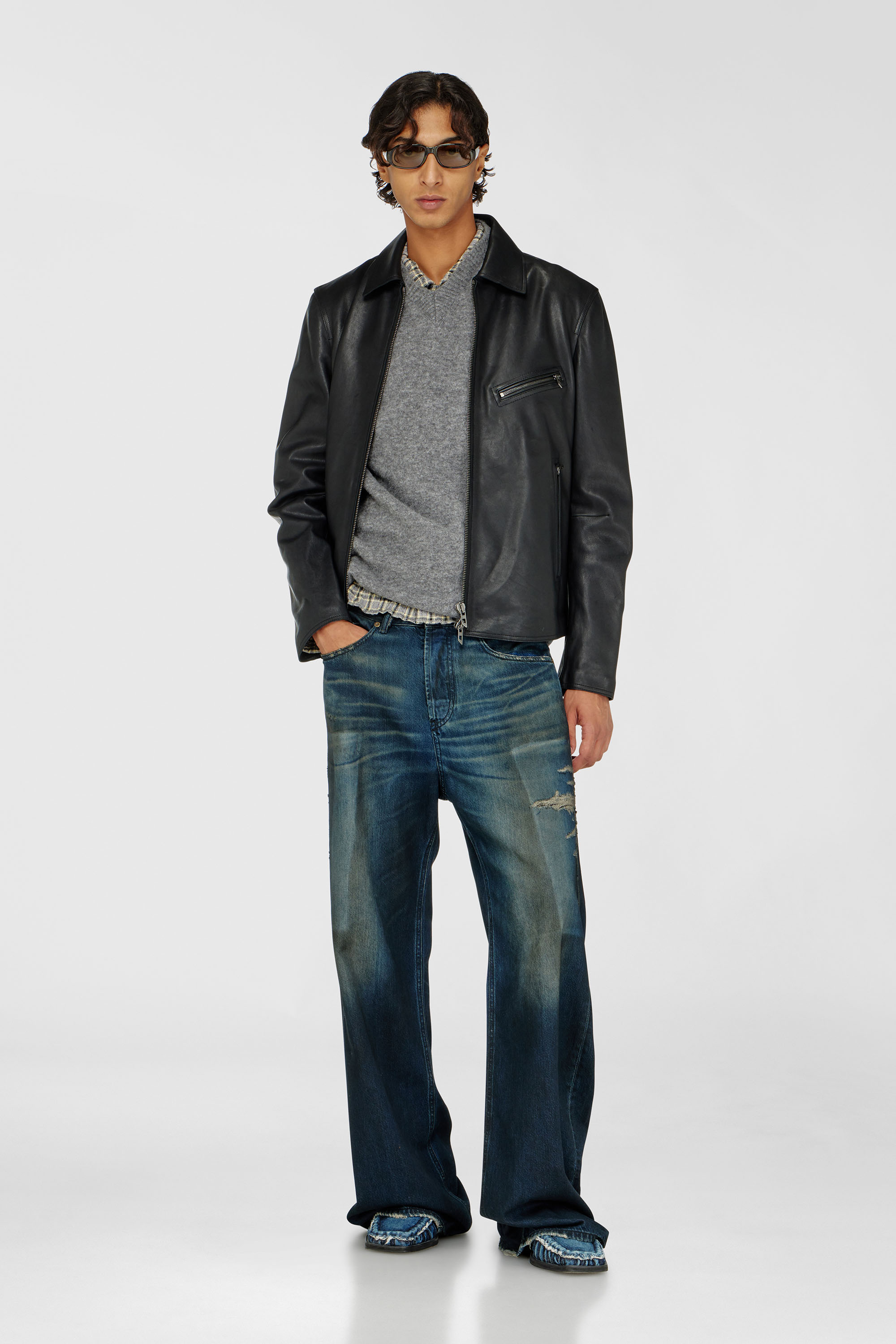 Diesel - L-KORN-A, Giacca in pelle con logo Oval D a rilievo Uomo in Nero - 1