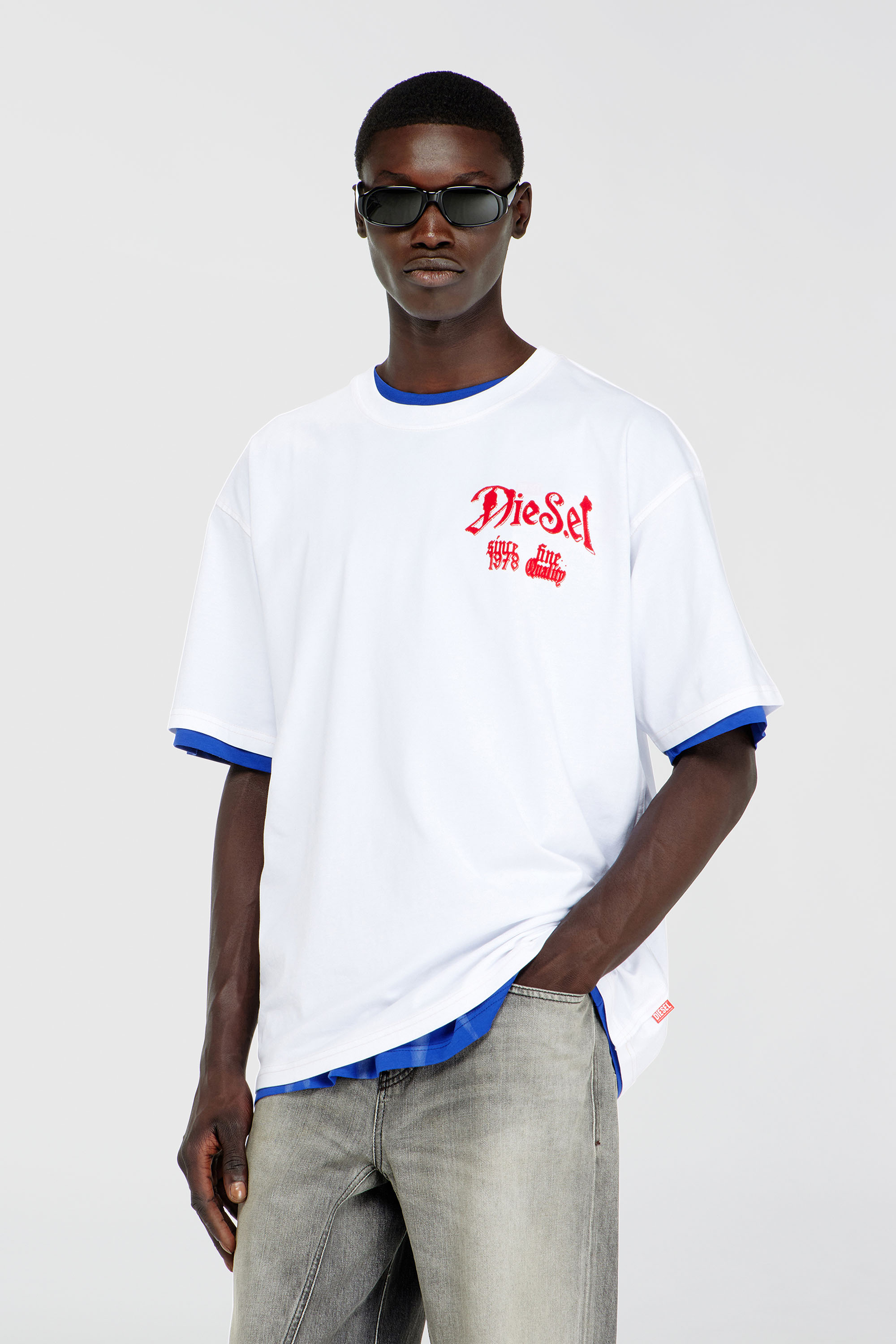 Diesel - T-BOXT-AA2, T-shirt in cotone con grafica in flock Uomo in Bianco - 1