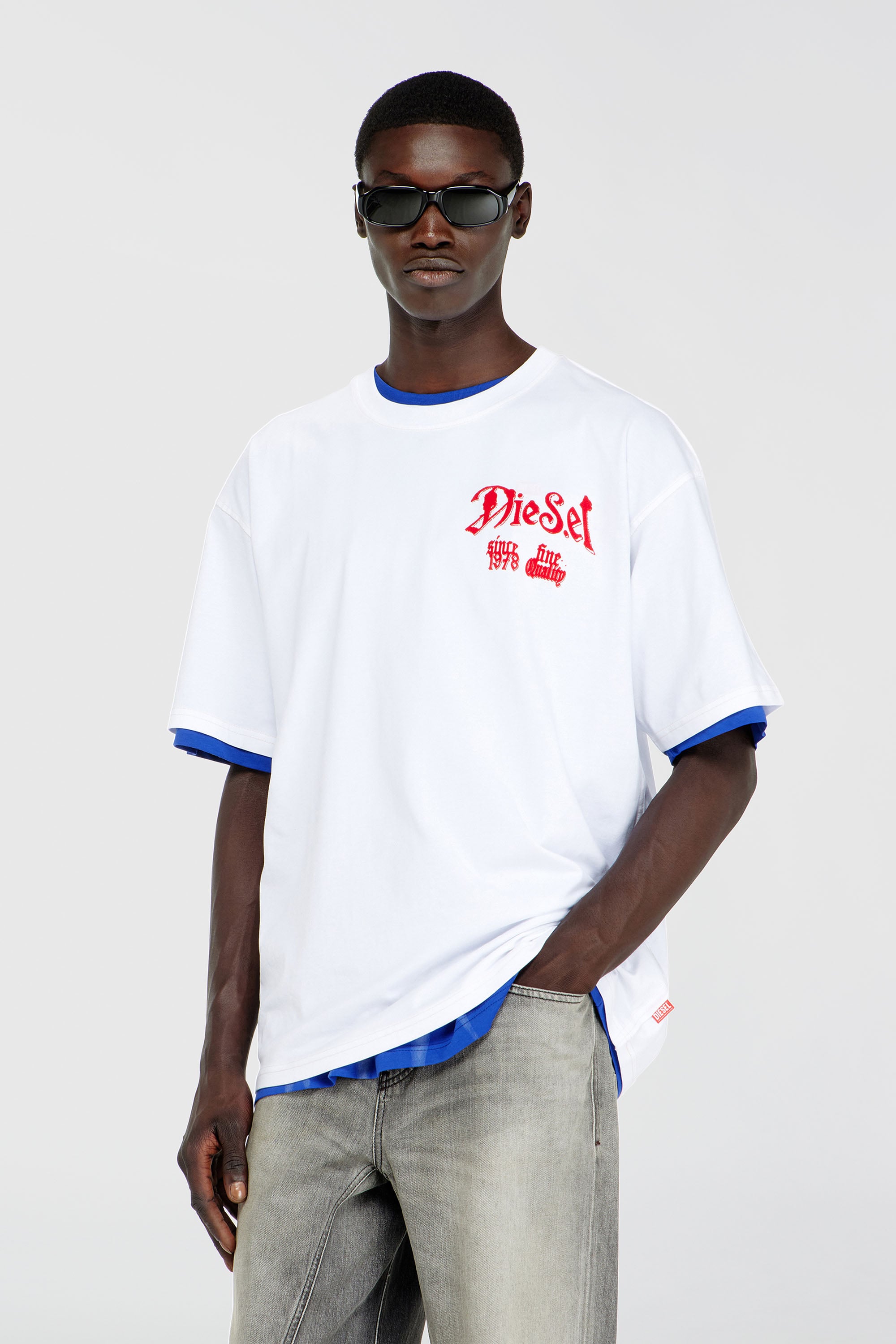 Diesel - T-BOXT-AA2, T-shirt in cotone con grafica in flock Uomo in Bianco - 3