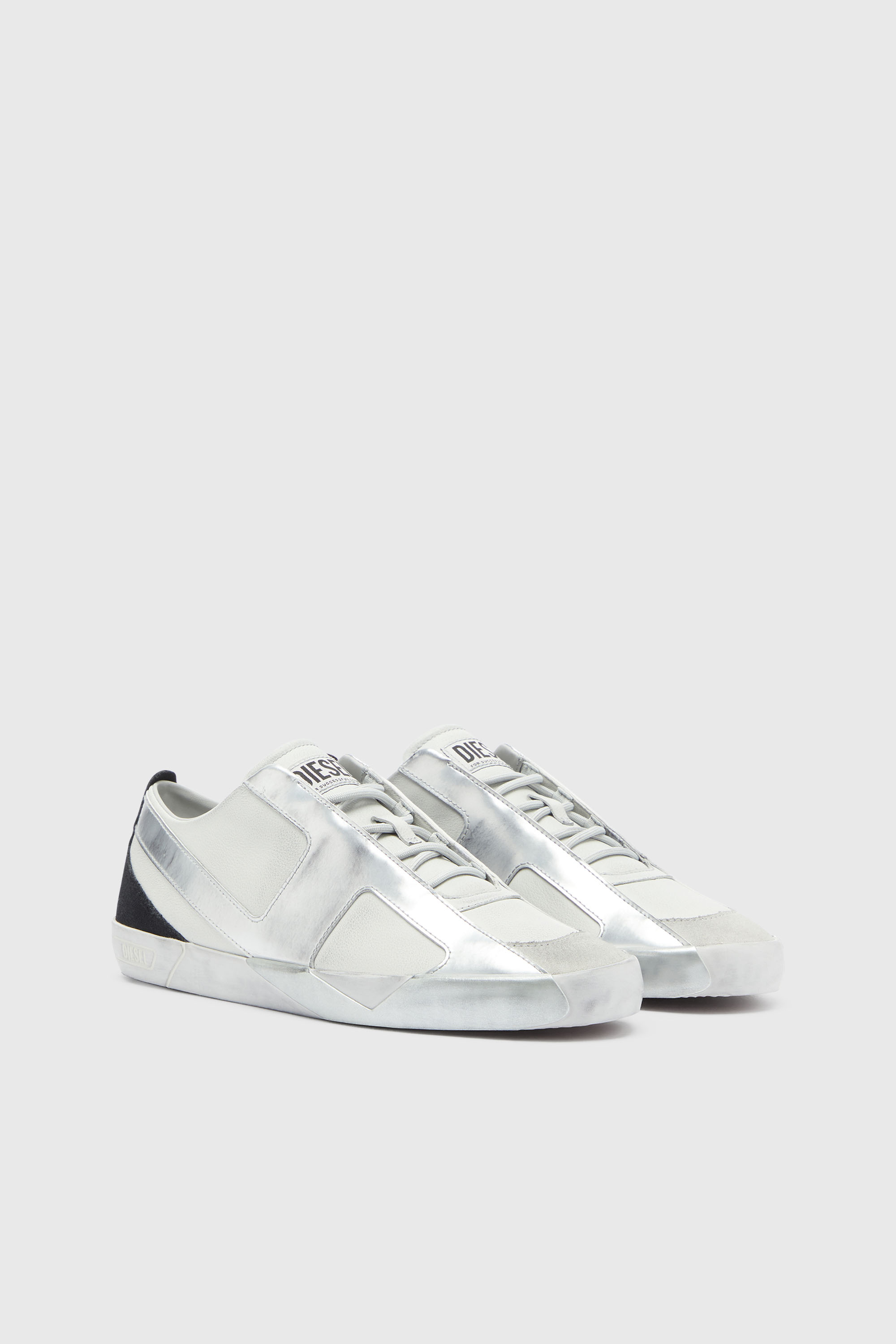 Diesel - S-SLANTE-D LOW, S-Slante-D - Sneakers effetto used in pelle e scamosciato Uomo in Bianco - 2