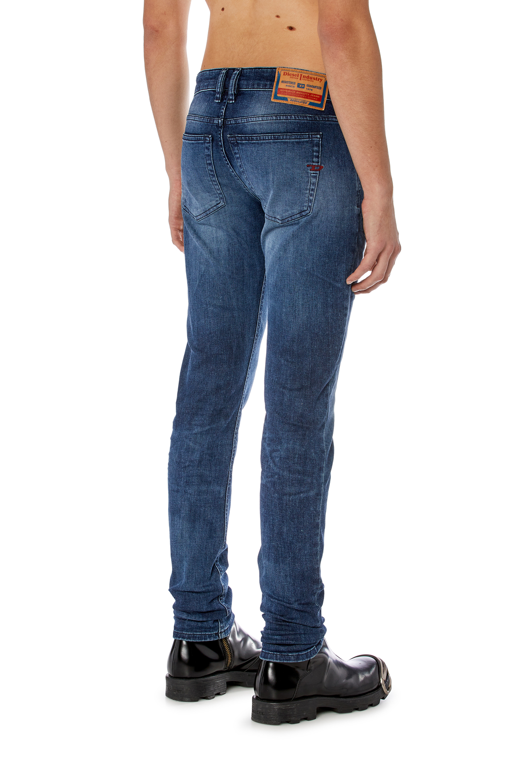 Diesel - Skinny Jeans 1979 Sleenker 0GRDD Uomo, Blu medio - Image 2