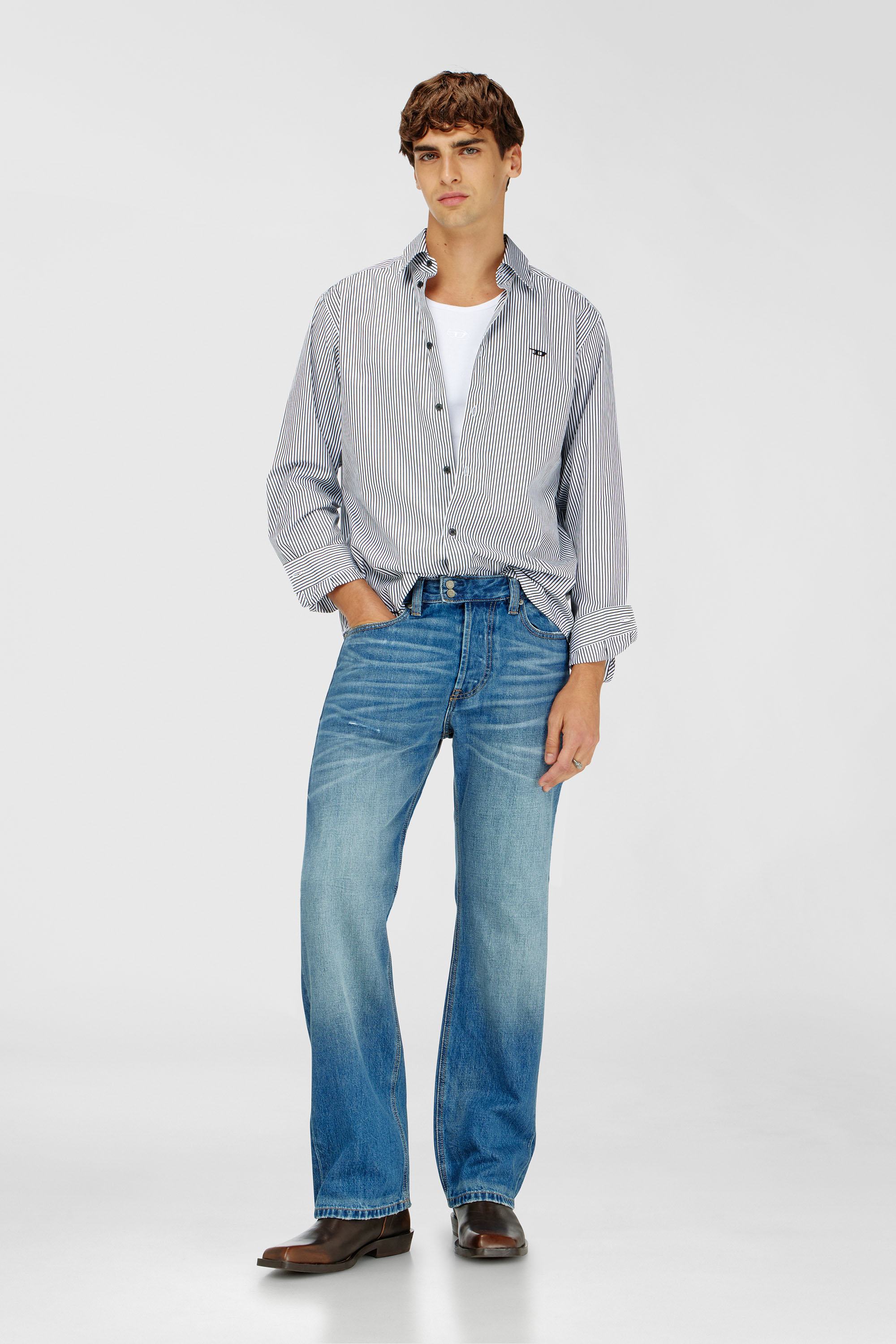 Diesel - Relaxed Jeans 1980 D-Eeper 0DLDC Uomo, Blu medio - Image 1