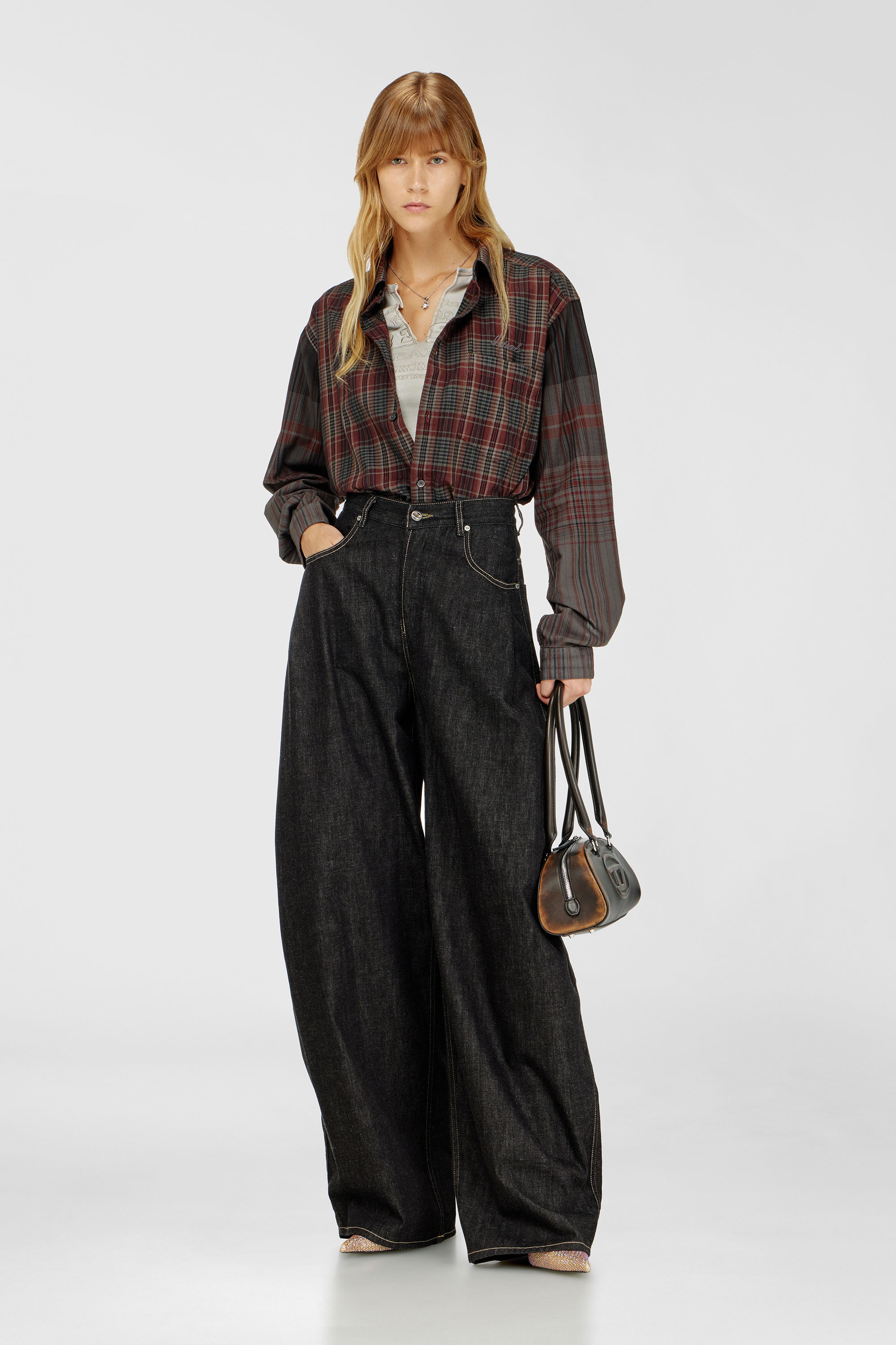 Diesel - Relaxed Jeans 1987 D-Khelz 09R42 Donna, Nero/Grigio scuro - Image 1