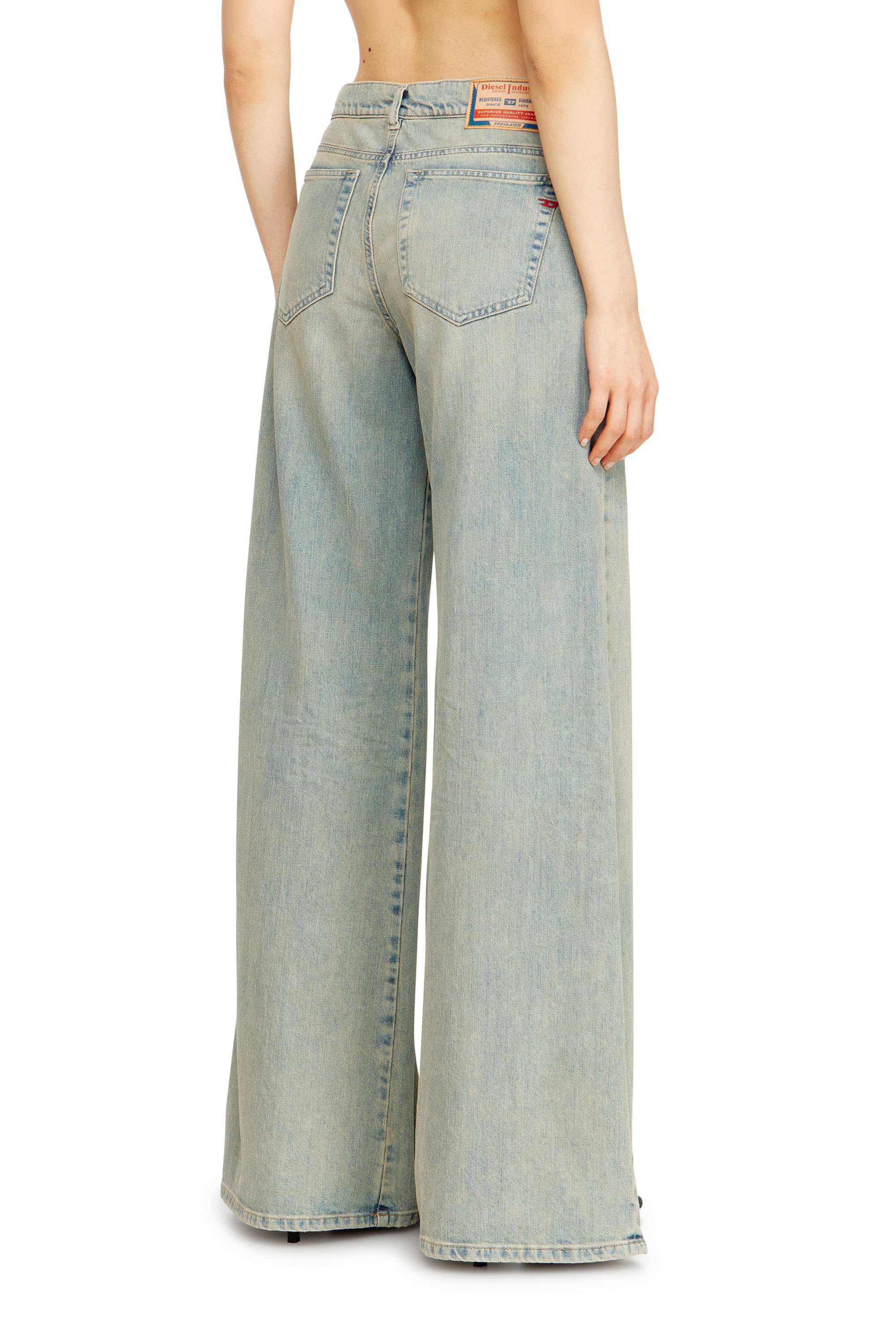 Diesel - Flare Jeans 1978 D-Akemi 09N33 Donna, Blu medio - Image 4
