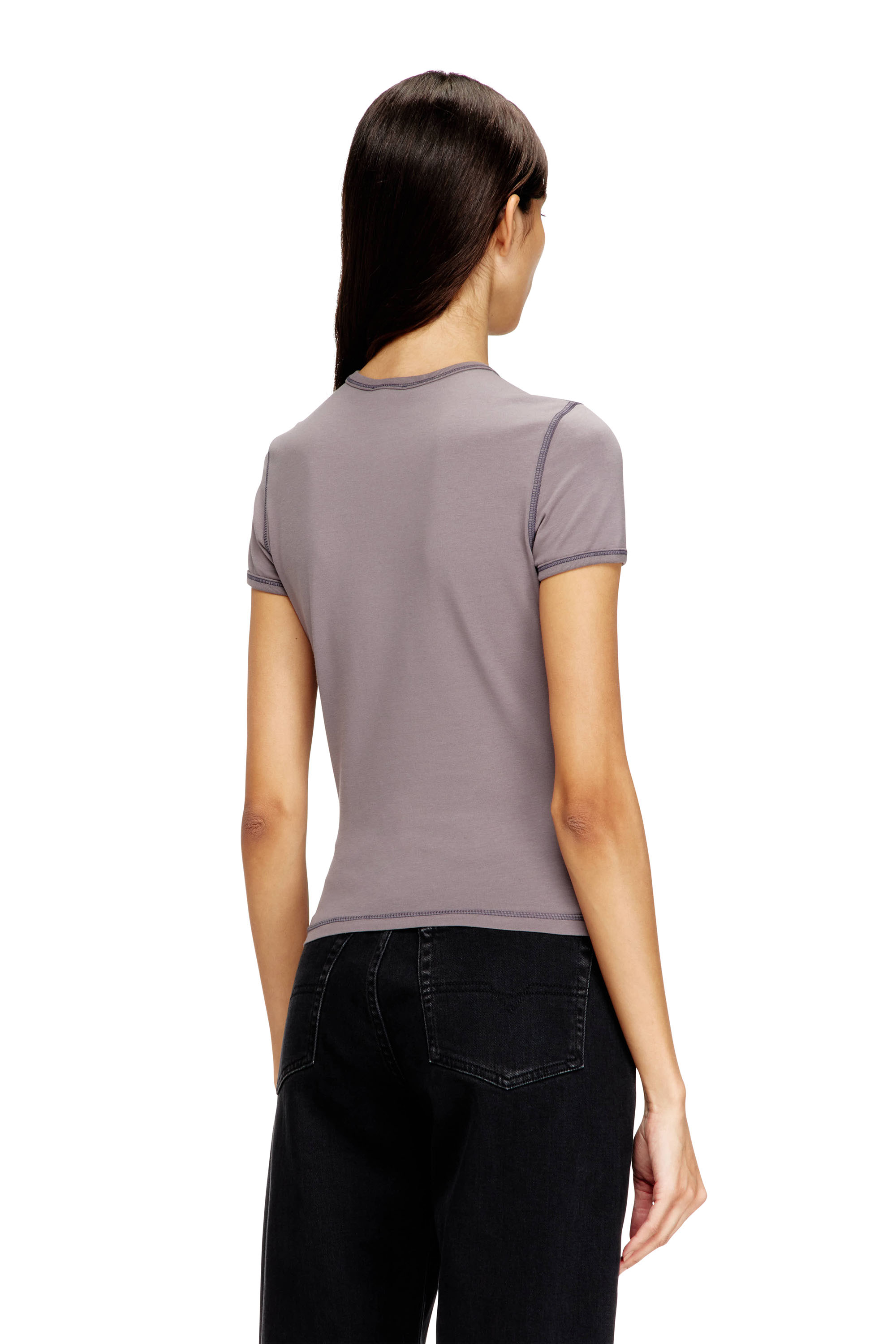 Diesel - T-UNCUTIES-LONG-S5, T-shirt slim con stampa a cuore e borchie Donna in Grigio - 4