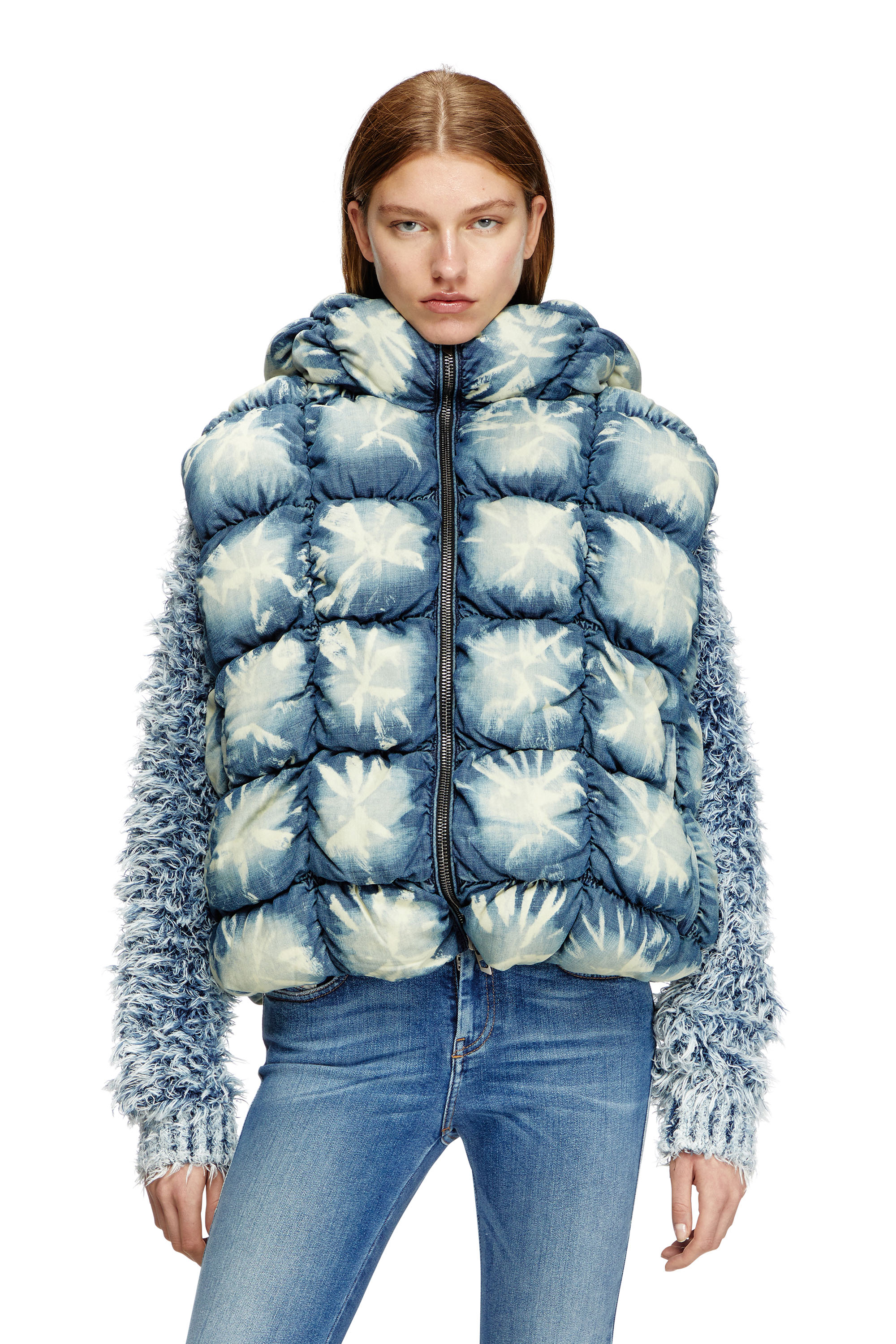 Diesel - W-THYS, Gilet imbottito tie-dye Unisex in Blu - 6