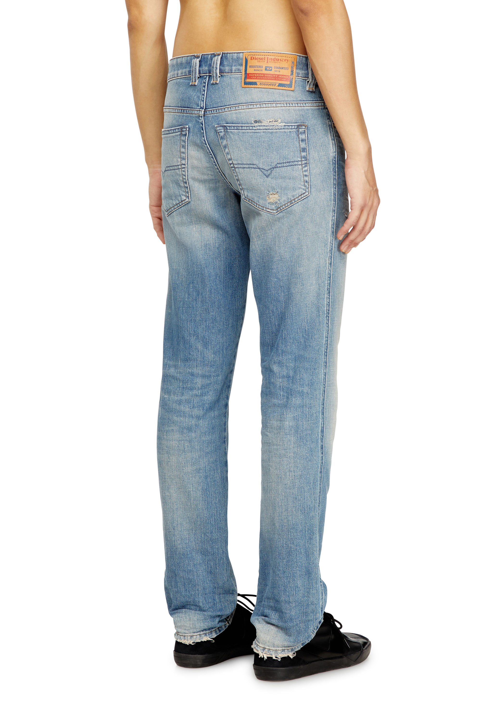 Diesel - Slim Jeans 1993 D-Vyl 09N34 Uomo, Blu Chiaro - Image 4