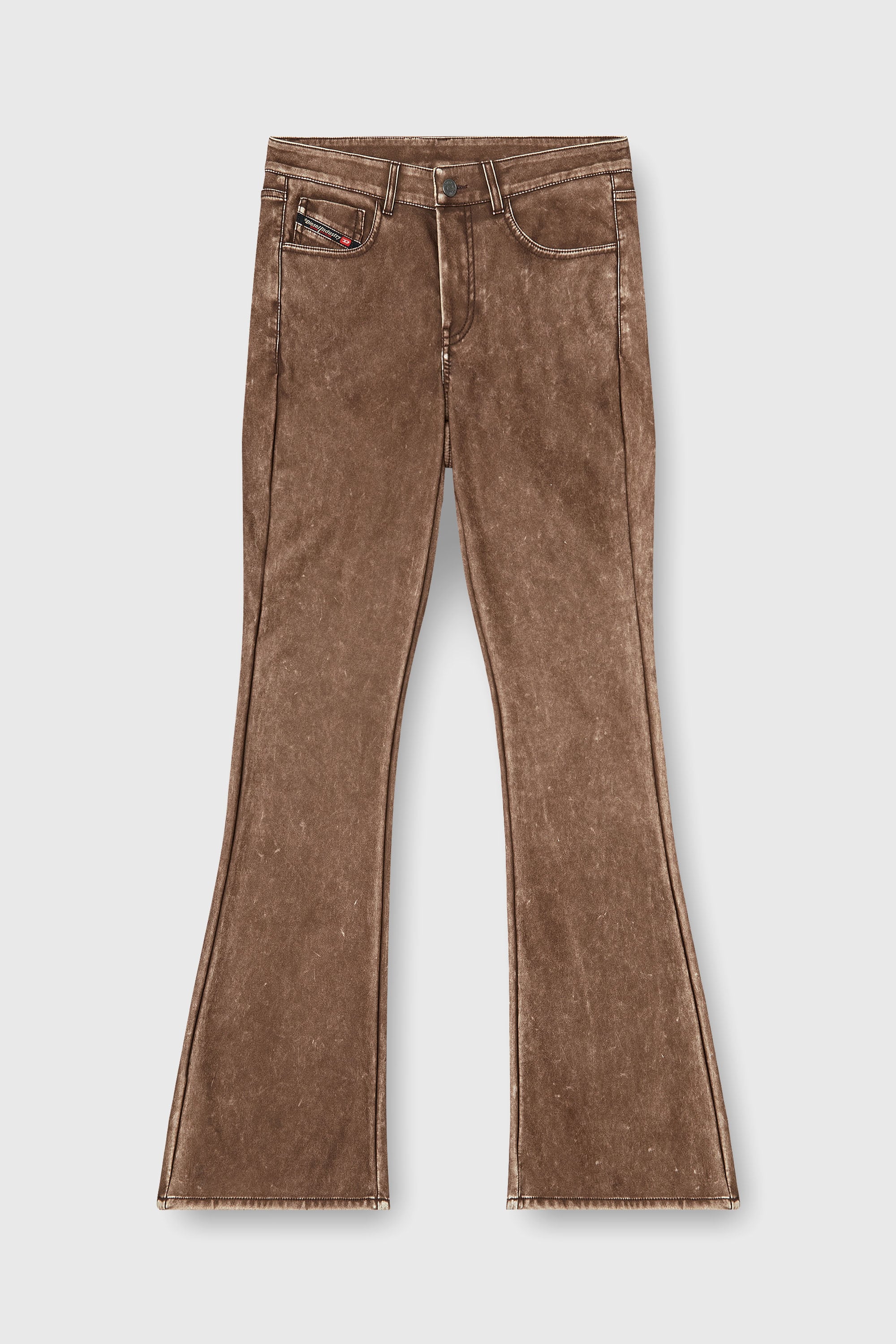 Diesel - P-STELLAR-S1, Pantaloni bootcut in tessuto coated lavorato Donna in Marrone - 2