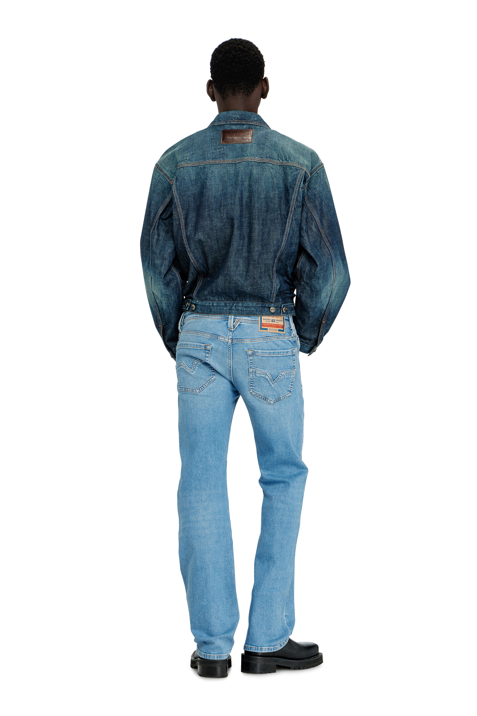 Diesel - Regular Jeans 1985 Larkee 0HDBJ Uomo, Blu Chiaro - Image 3