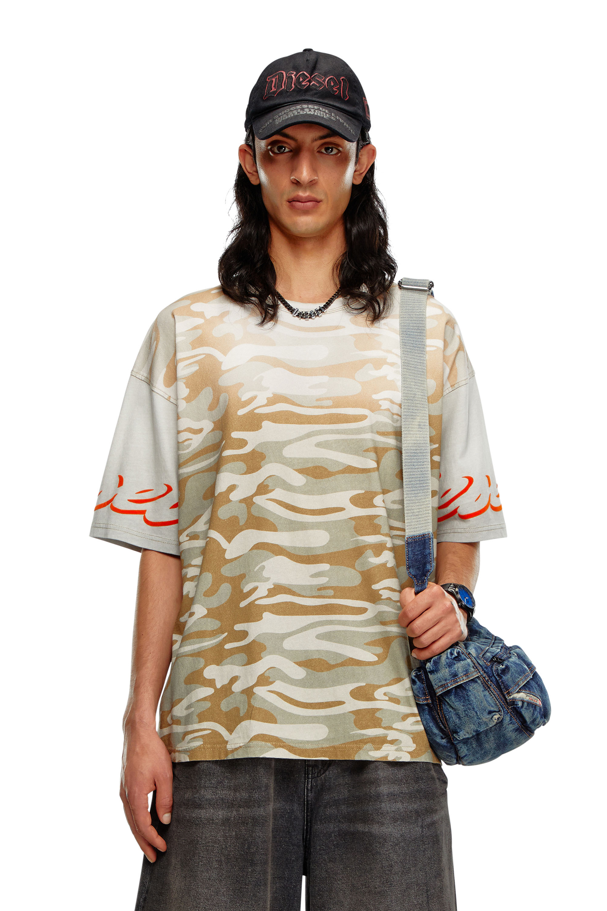 Diesel - T-BOXT-Q11, T-shirt camouflage sfumata con logo flock Uomo in Multicolor - 1