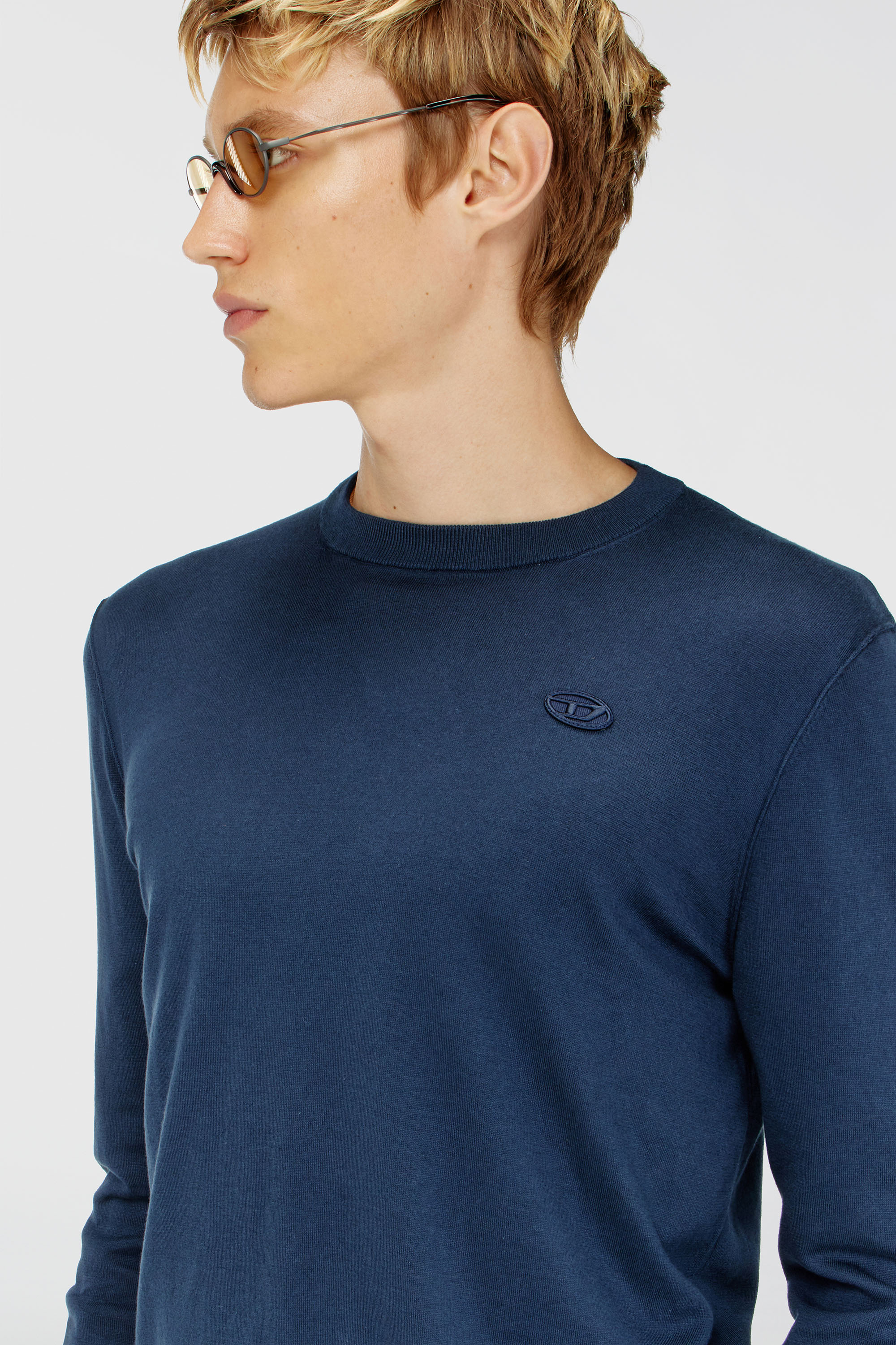 Diesel - K-FREEX-TAG-T92, Maglia in cotone con logo tono su tono Uomo in Blu - 5