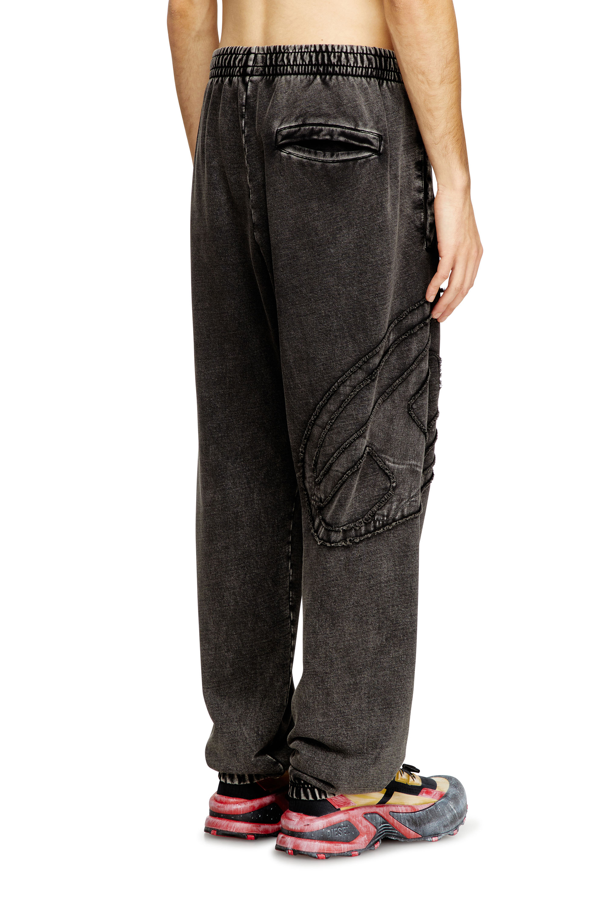 Diesel - P-MARKY-DEN, Pantaloni da tuta in cotone biologico con patch Oval D Uomo in ToBeDefined - 4