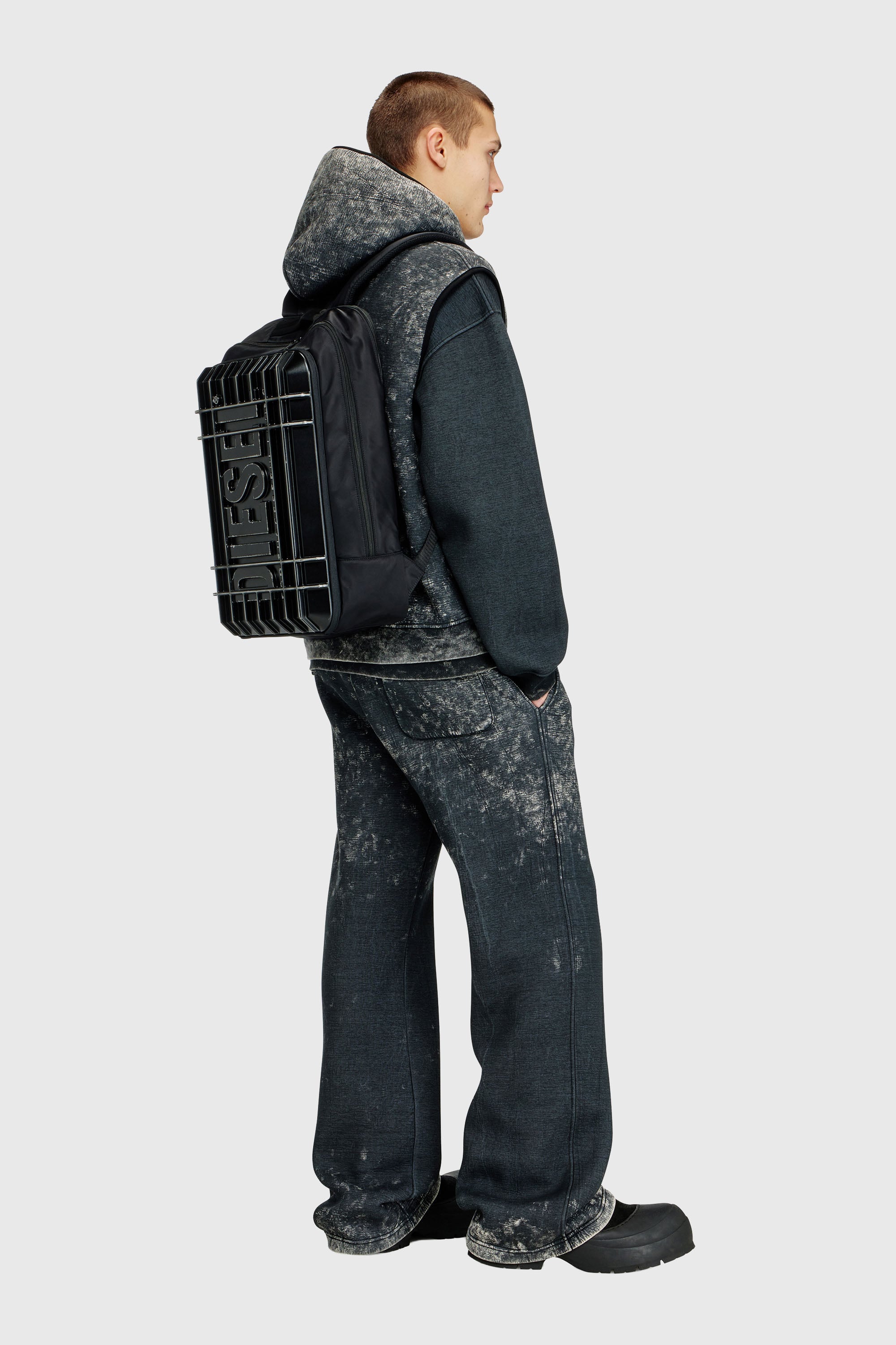 Diesel - DIESEL PC STRONG IMAGE BACKPACK- DSB005, Zaino da viaggio capiente e resistente Unisex in Nero - 2