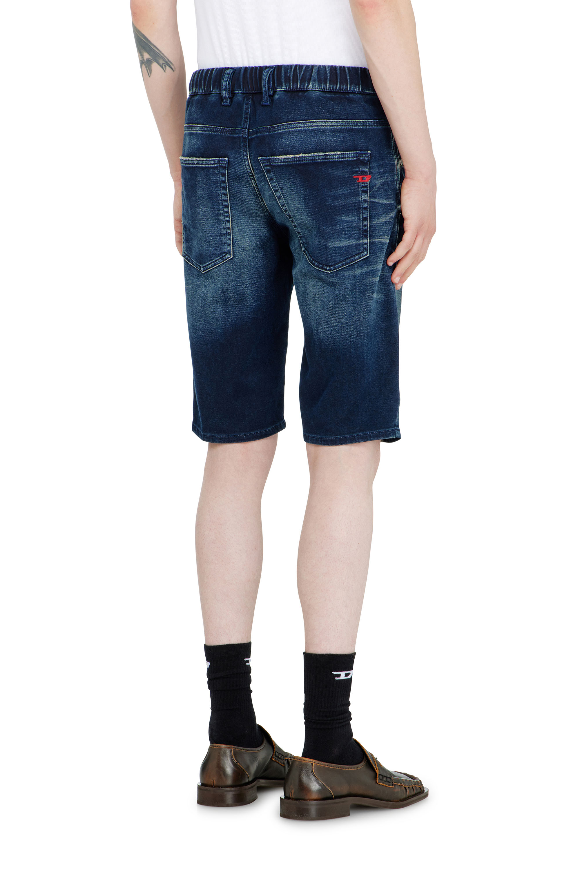 Diesel - 2033 D-KROOLEY-SHORT-BW JOGG, Chino shorts in JoggJeans sfumato Uomo in Blu - 3
