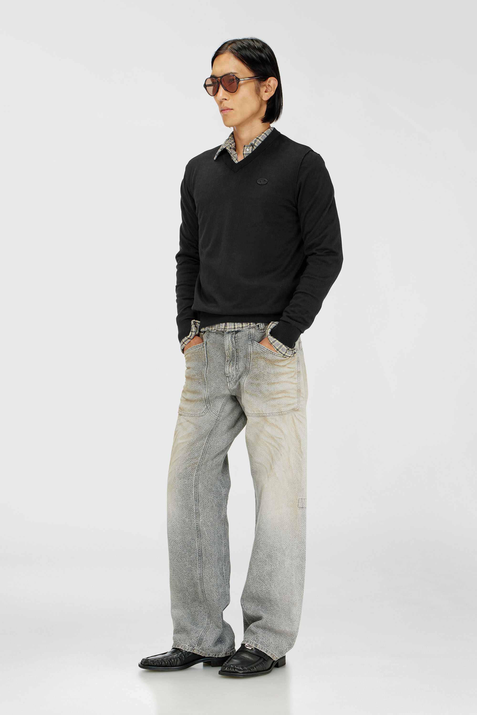 K-FREEX-VNECK-TAG-T92