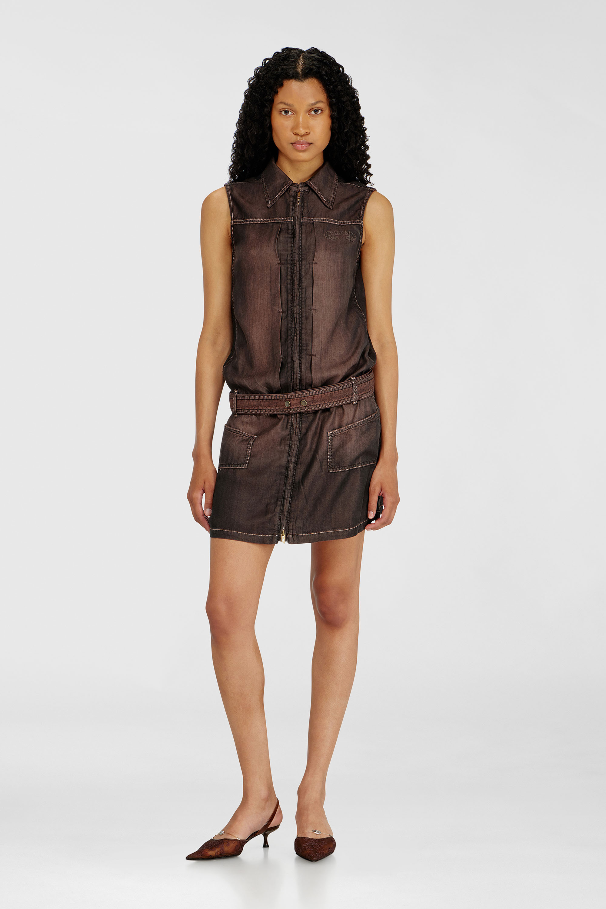 Diesel - DE-EDROS-S, Minidress in denim fluido spalmato Donna in Marrone - 3